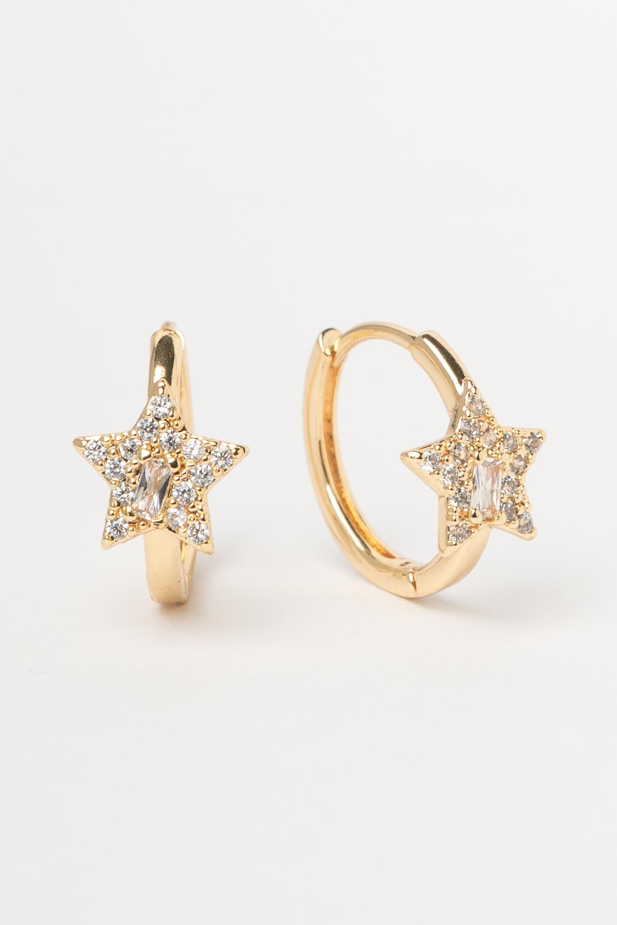 Gold Zirkon Taşlı Minimal Yıldız Tasarım Halka Glory Küpe AKE9308