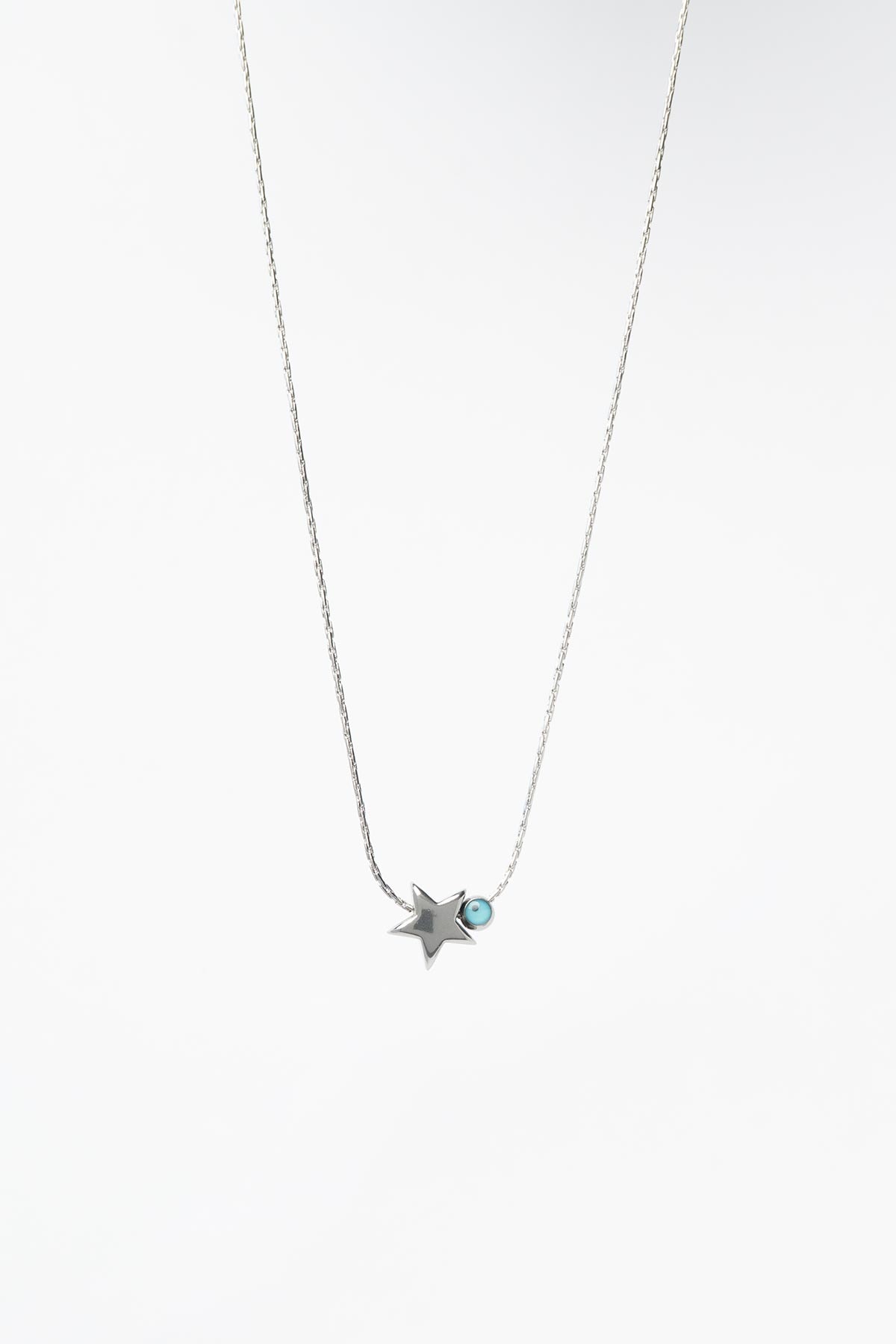Silver Dolgulu Yıldız Ve Nazarlık Sallantılı 45cm Çelik Kolye AKL4190