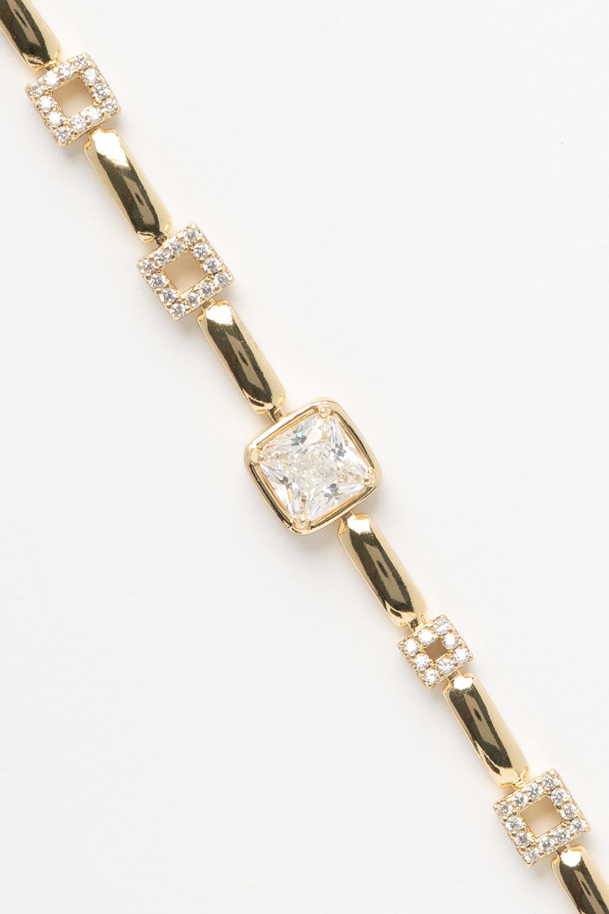 Gold 14K Kare Taşlı İnce Zincir Luxury Bileklik ABL7526