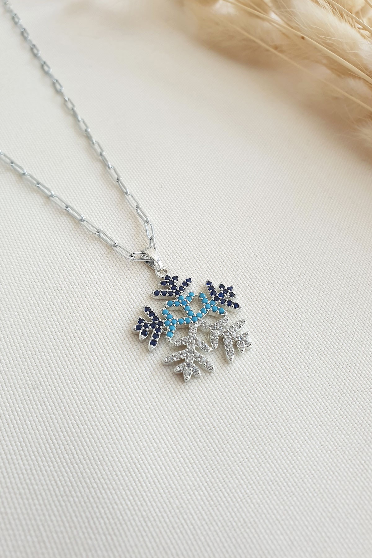 Mavi Taşlı Silver Kar Tanesi Kolye 45 Cm Akl1157