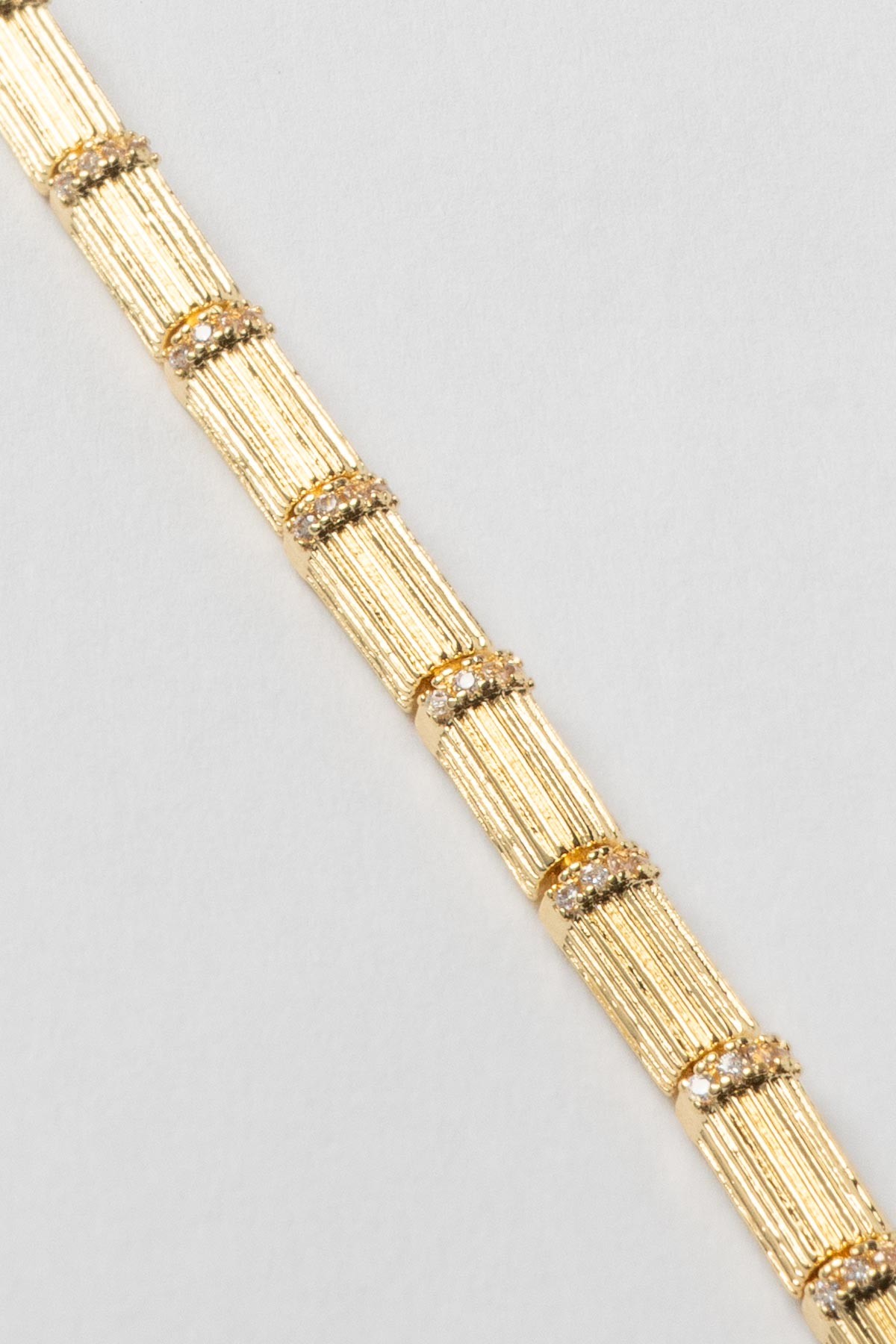 Gold 14K Zirkon Detay Lazer Kesim Silindir Tasarım Luxury Bileklik ABL7394