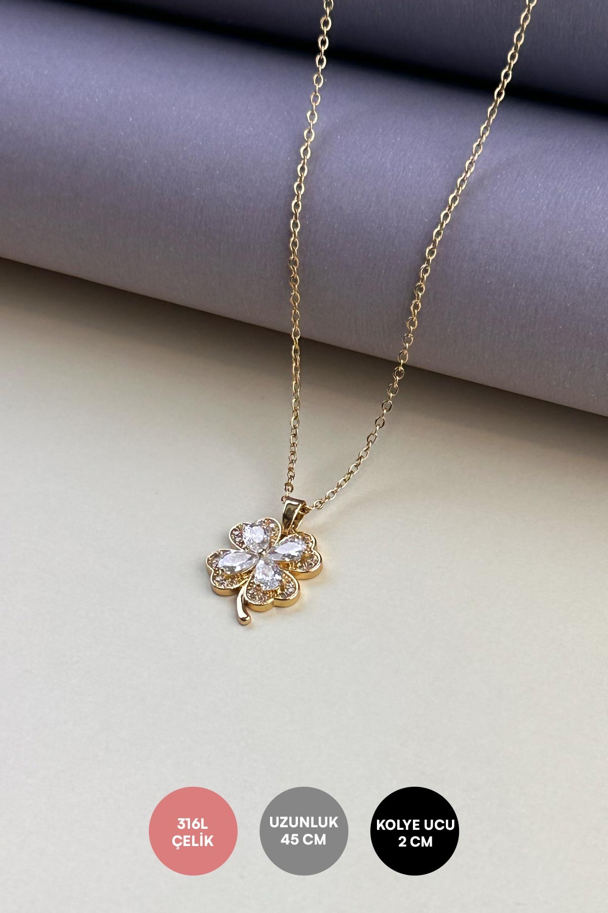 Gold Minimal Zincir Zirkon Ve Tektaş Detay Yonca Sallantılı Çelik Kolye 45 cm AKL4088