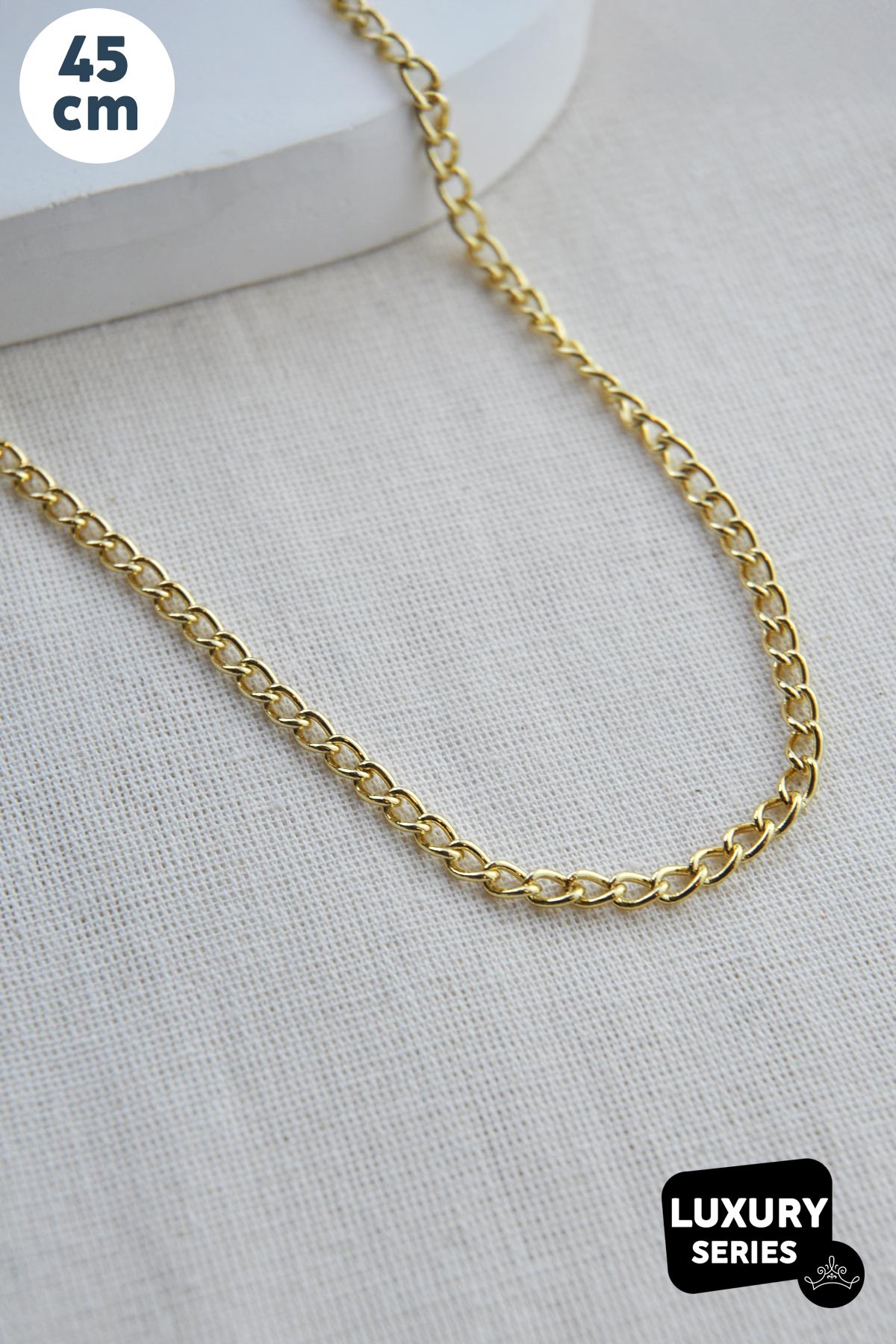 Gold Casual Minimal Curb Zincir Tasarım Luxury Kolye AKL3819