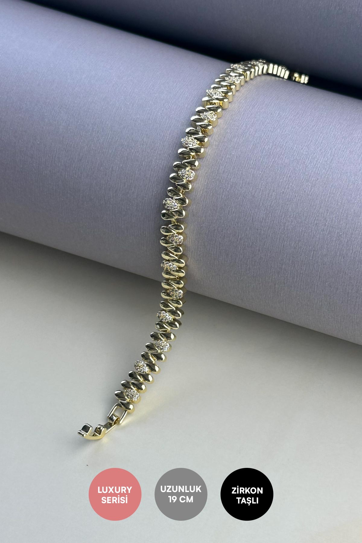 Gold Zirkon Detay Karşılıklı Damla Tasarım Sıralı Bileklik ABL7315
