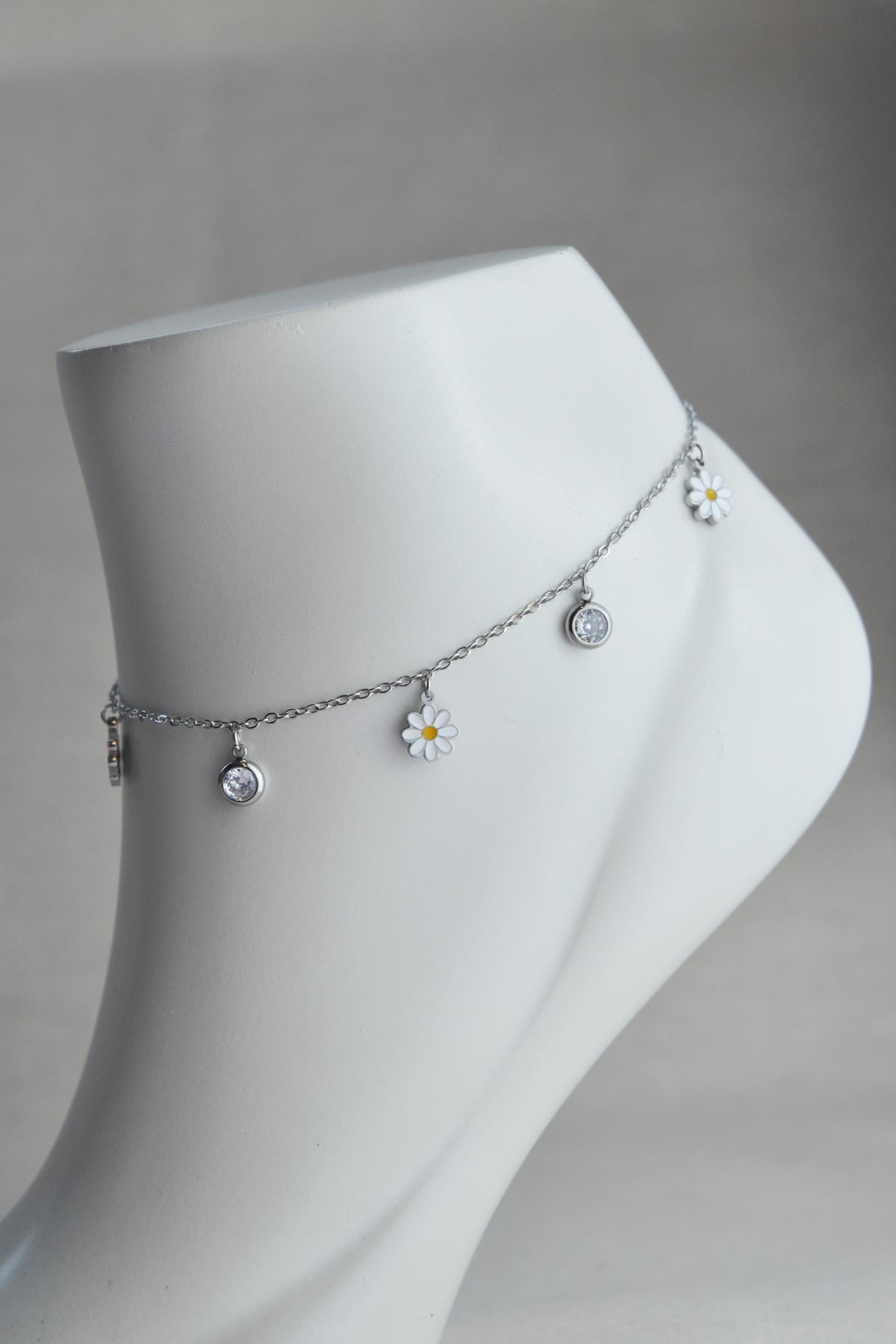 Silver Tektaş Sallantılı Beyaz Mineli Papatyalar Çelik Halhal AHL1340