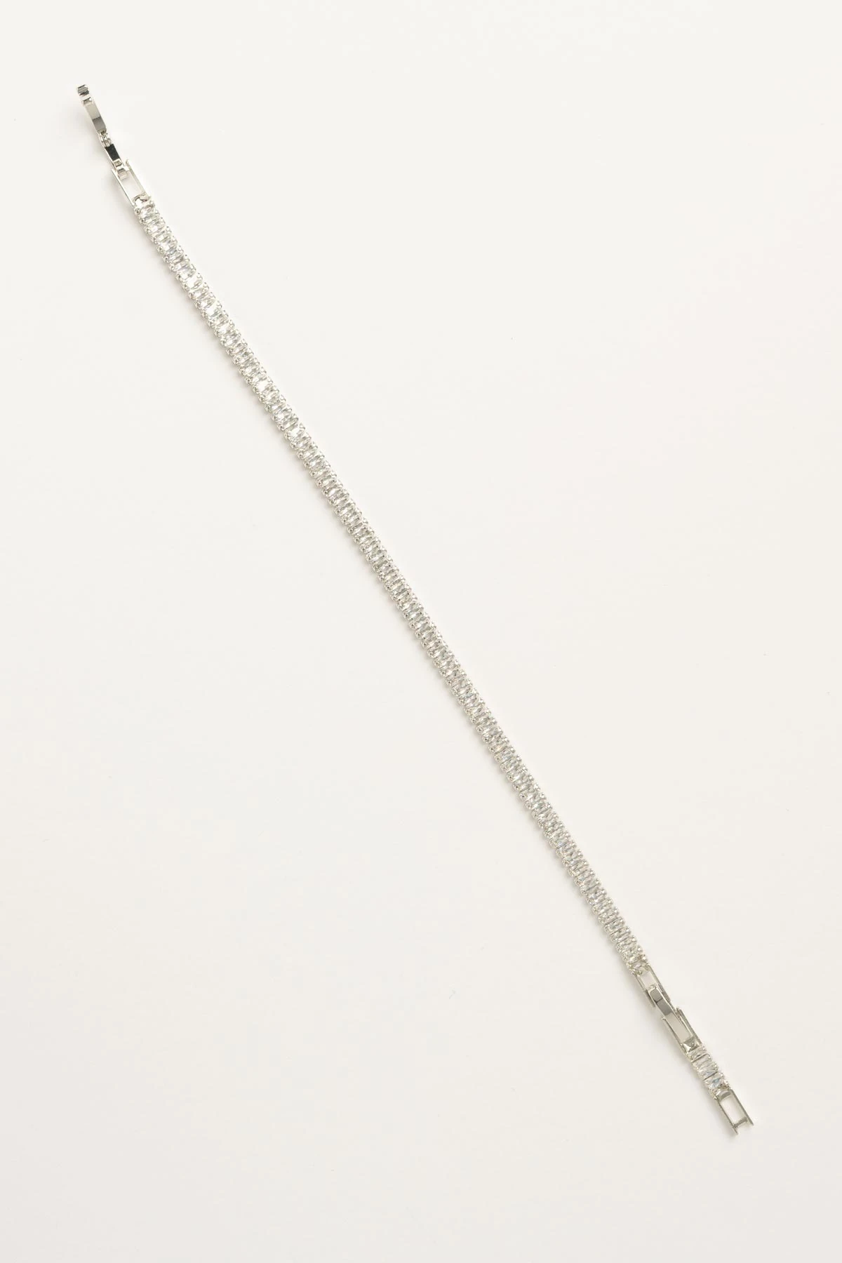 Silver Slim Baget Sıralı Suyolu Bileklik ABL7628