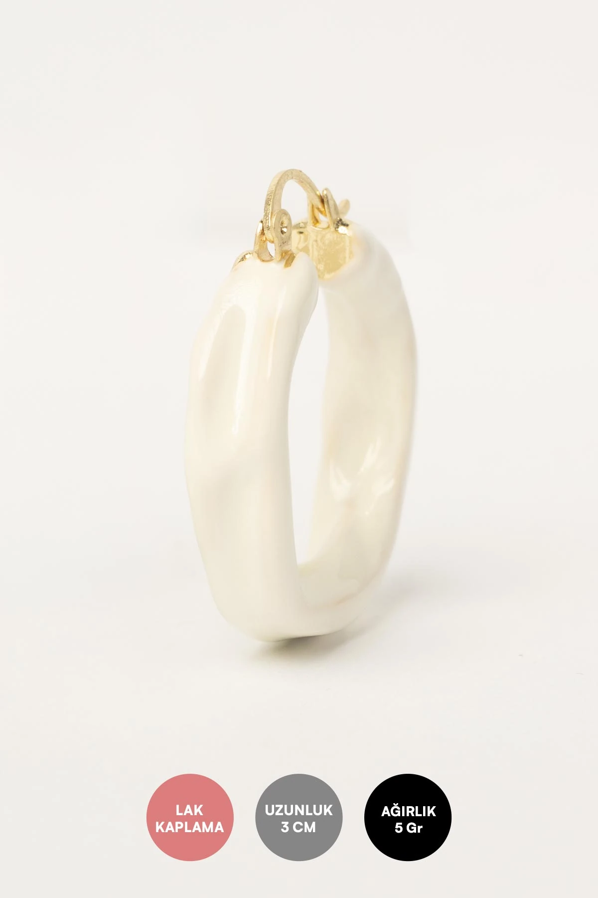 Beyaz Deri Görünümlü Buruşuk Desen Halka Stefany Küpe AKE9645