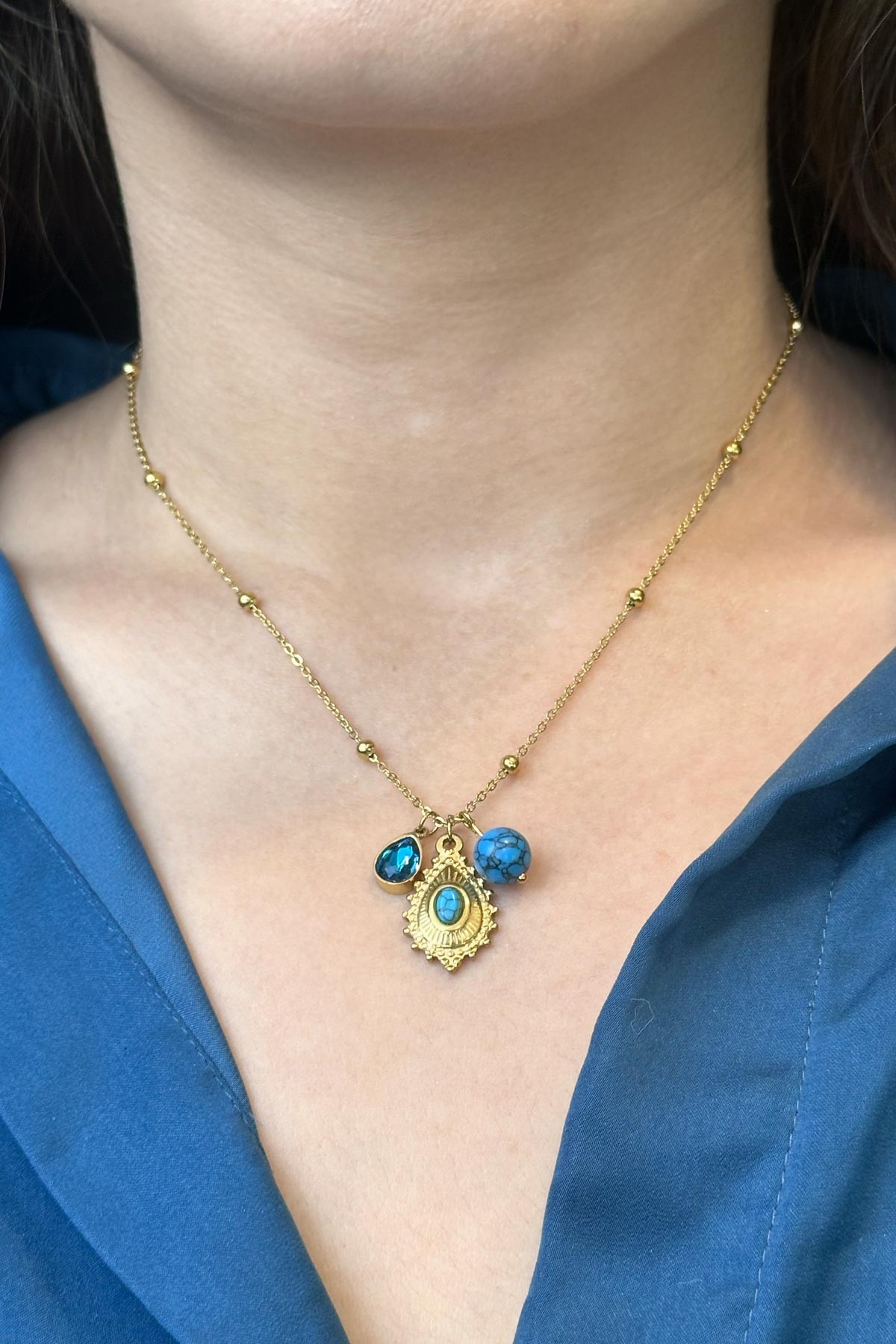 Gold Minimal Zincir Topçuk Detay Firuze Topçuk Ve Kristal Damla Sallantılı Çelik Kolye 45cm AKL3785
