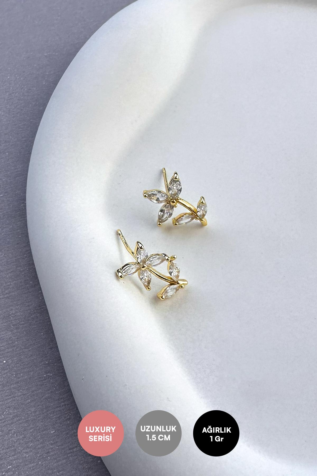 Gold Baget Kristal Papatya Dalı Tasarım Luxury Küpe AKE8960