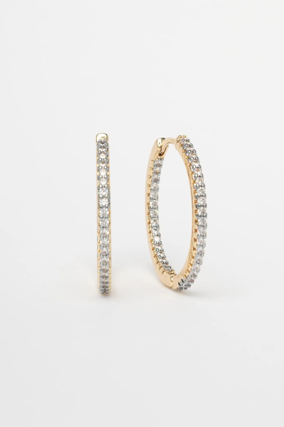 Gold Dış Ve İç Zirkon Taş Sıralı Büyük Halka Glory Küpe AKE9596