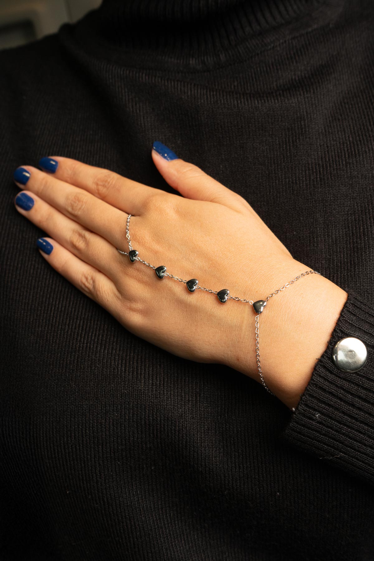 Silver Dolgulu Minimal Beş Kalp Çelik Şahmeran ASH1121