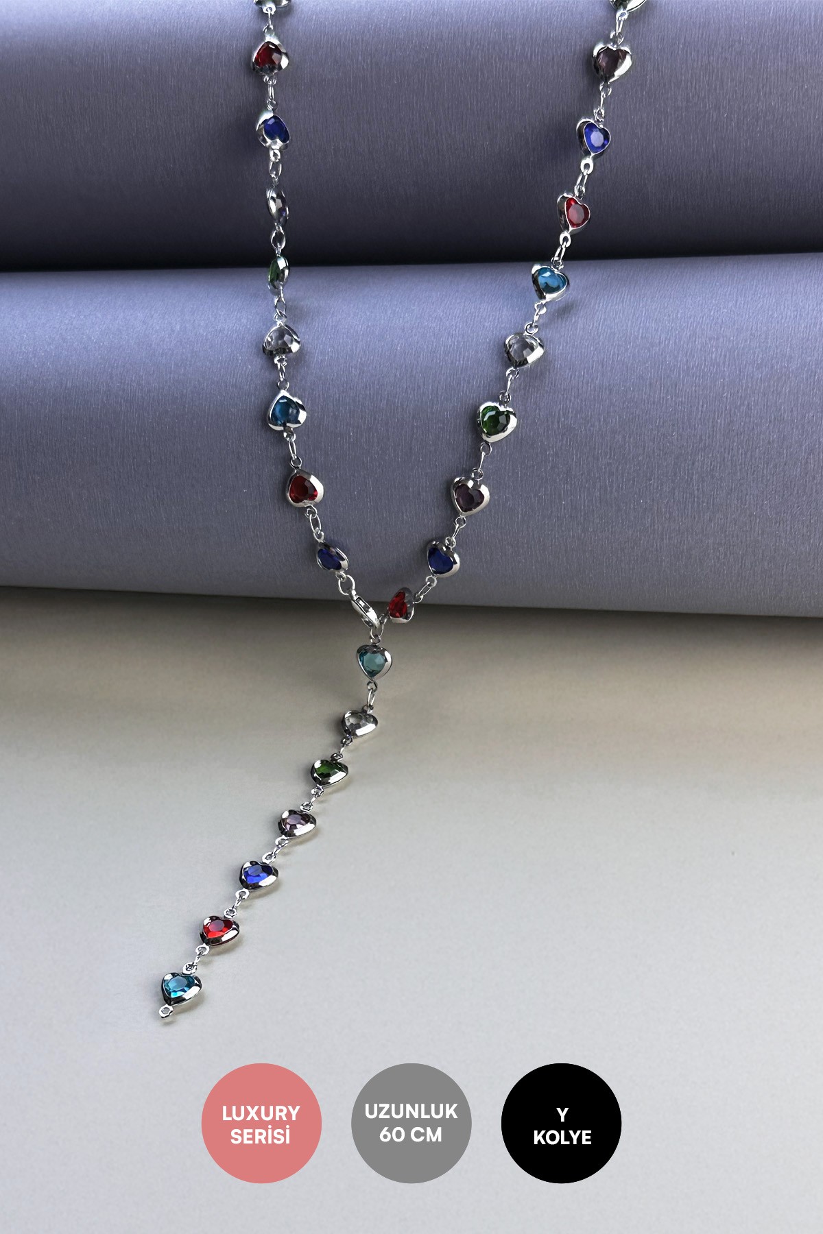 Silver Renkli Minimal Kalpler Sıralı Y Tasarım Luxury Kolye AKL3975