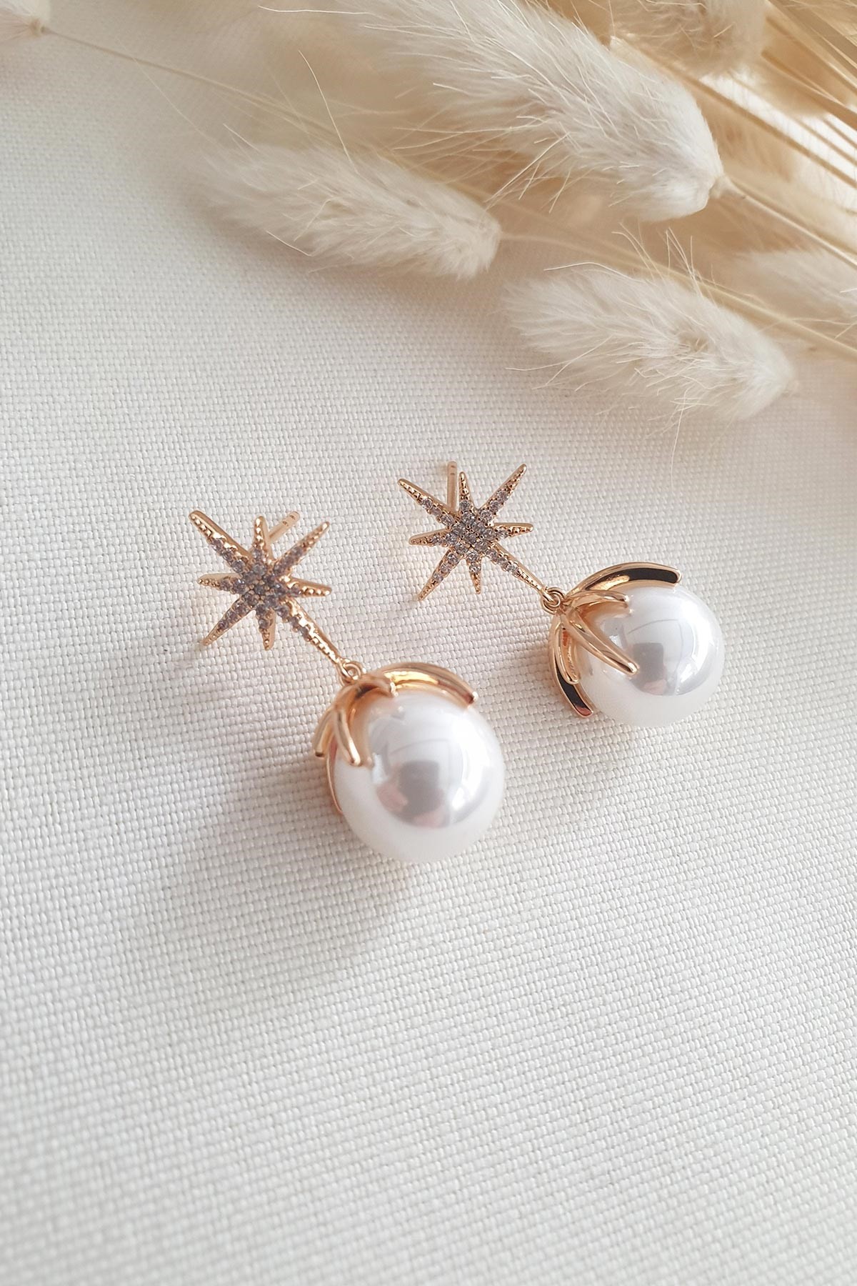 Pearl Of The North Sun Luxury Küpe AKE4569