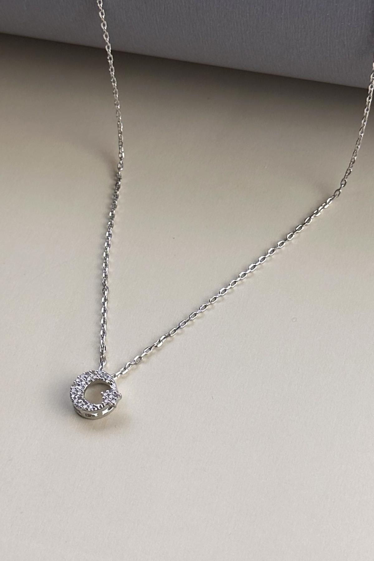 Silver Zirkon Tasarım Minimal Ay Ve Yıldız Sallantılı 45cm Çelik Kolye AKL4015