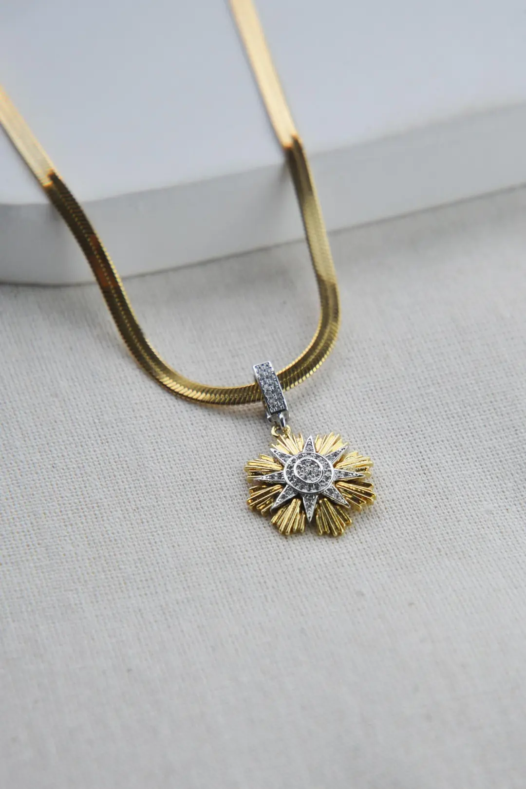 アクセサリー a Gold Zirkon Canopus Tasarım Ajda Charm ABL6575