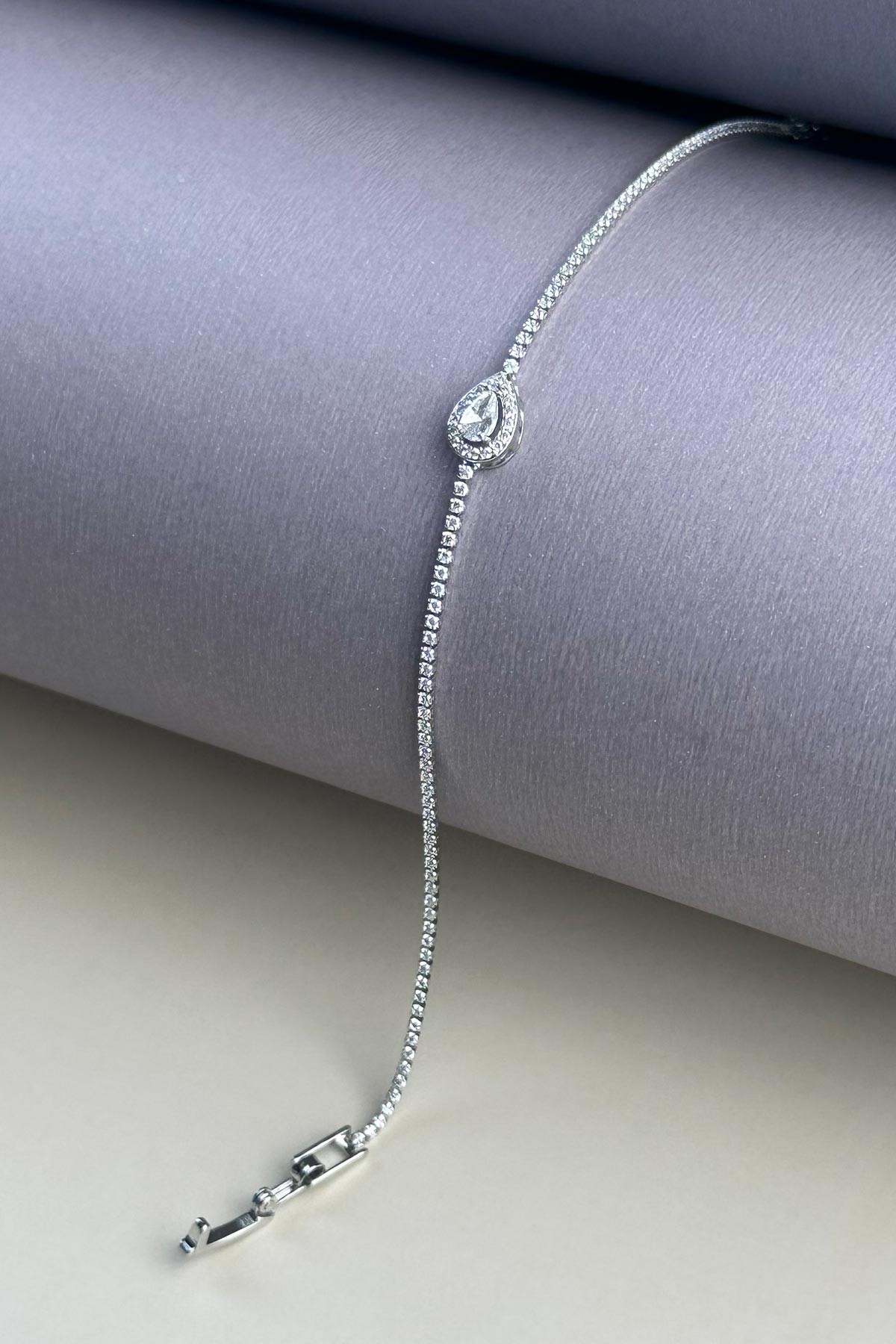 Silver Ultra Minimal Suyolu Damla Detay Bileklik ABL7299