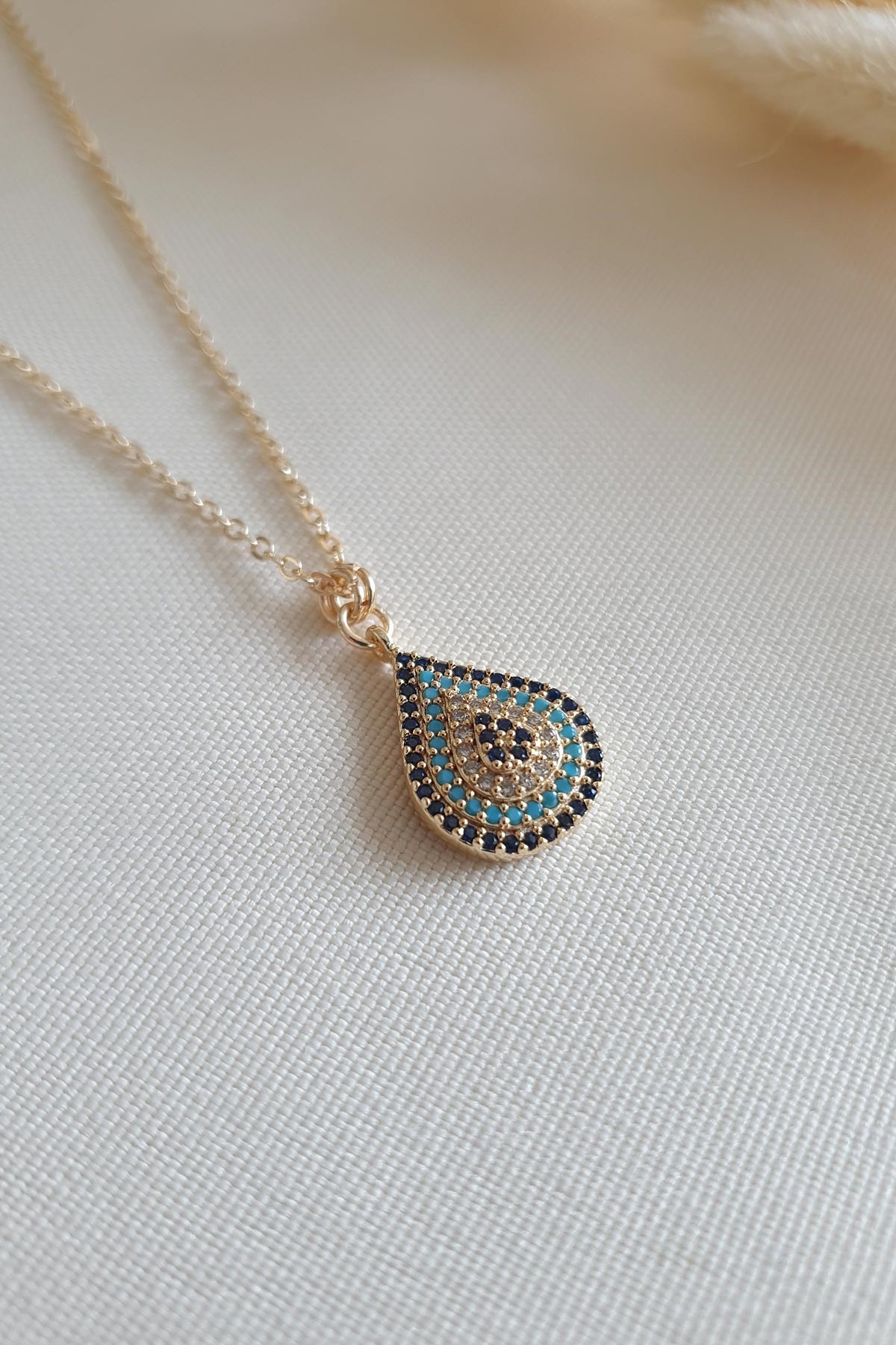 Mavi Taşlı Su Damlası Kolye 45 Cm AKL1820