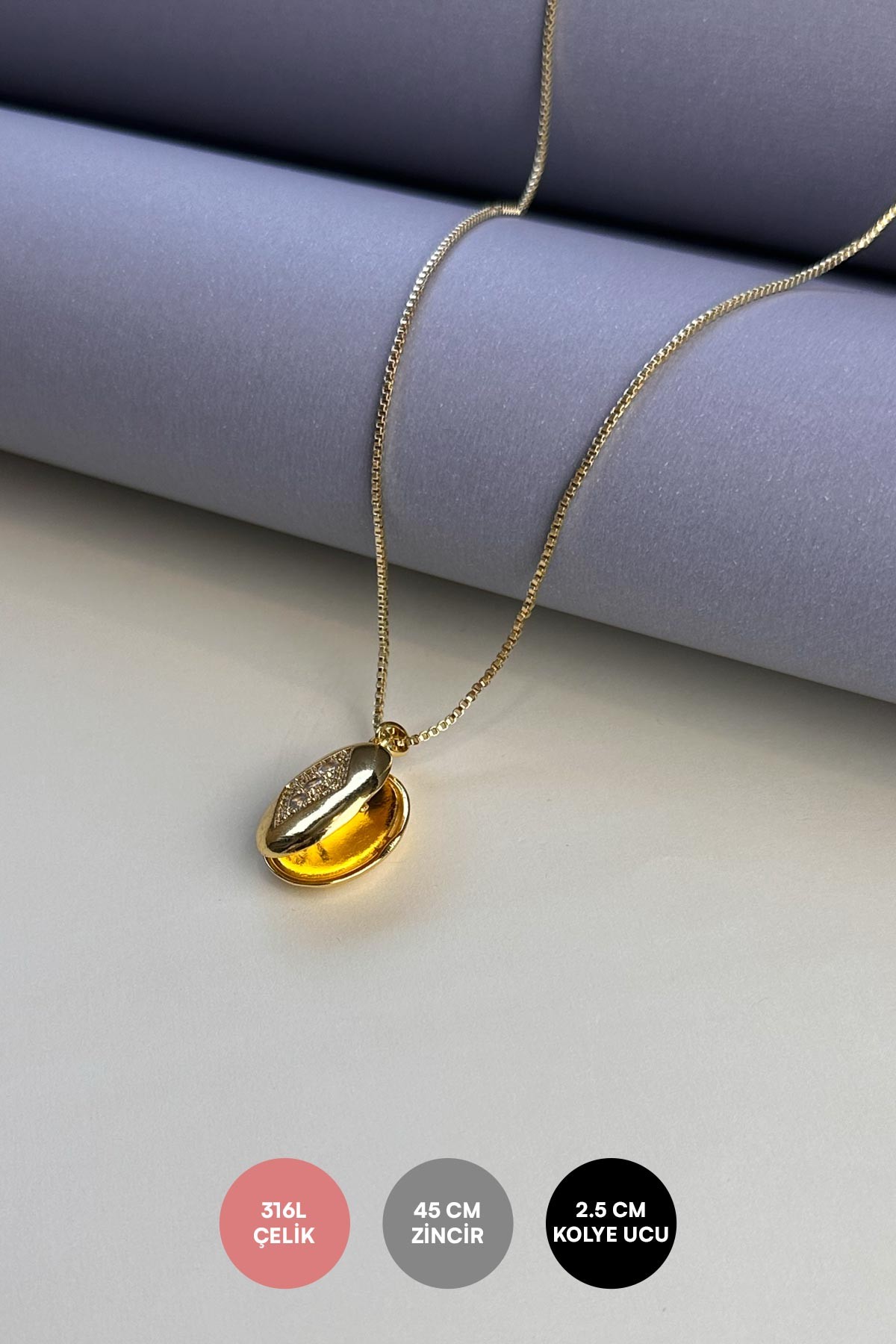 Gold Açılabilir Dörtgen İçinde Zirkon ve Tektaş Detay Badem Tasarım Çelik Kolye 45 cm AKL3826