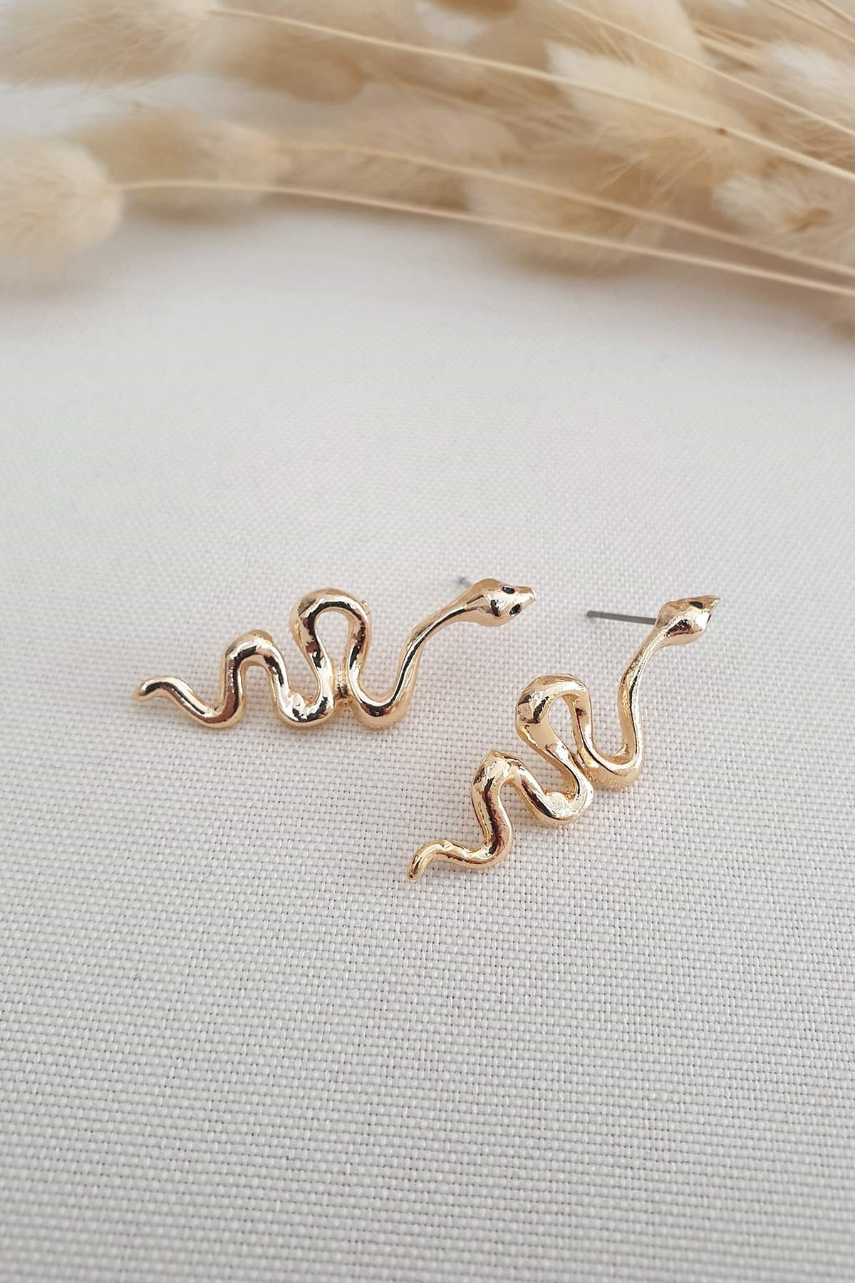 Gold Boğa Yılanı Küpe Ake3326
