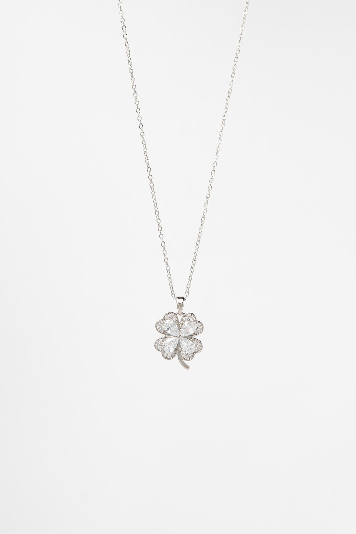 Silver Minimal Zincir Zirkon Ve Tektaş Detay Yonca Sallantılı Çelik Kolye 45 cm AKL4089