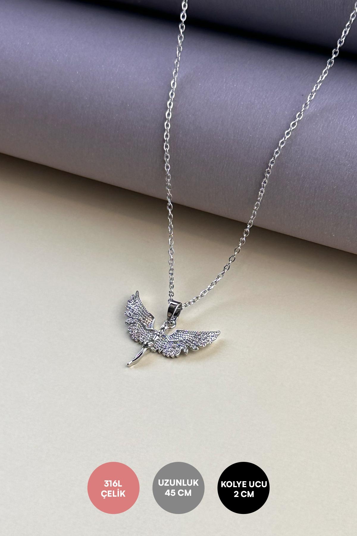 Silver Minimal Zincir Tektaş Kaplı Kanatlı Melek Sallantılı Çelik Kolye 45 cm AKL4079