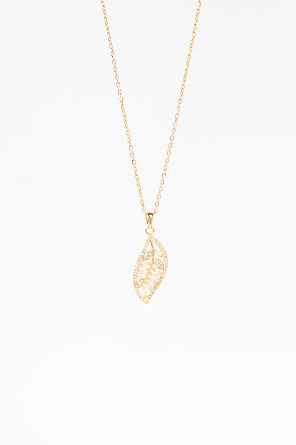 Gold Kristal Taş Ve Zirkon Detay Büyük Yaprak Sallantılı 45cm Çelik Kolye AKL4347