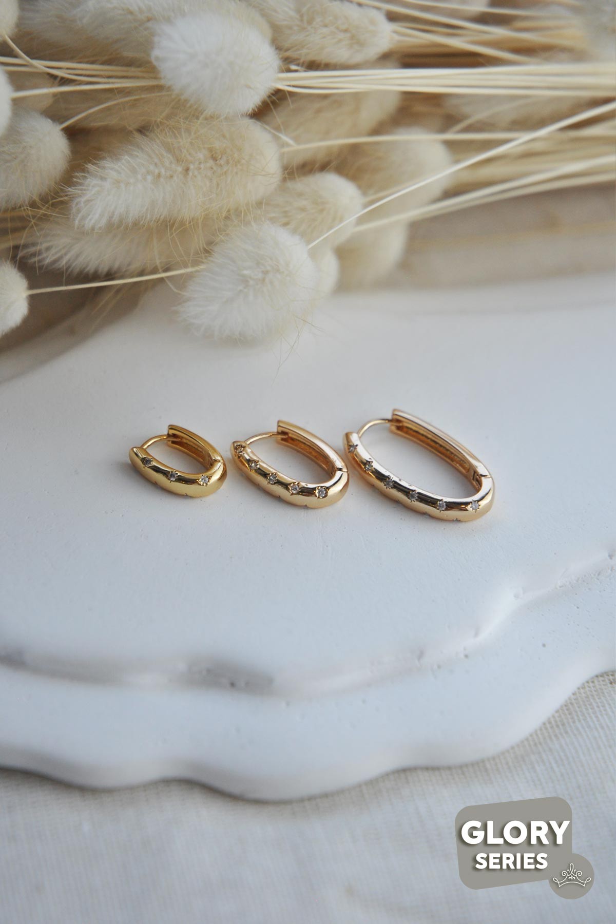 Zirkon Detay Gold Elips Halka Çoklu Glory Küpe AKE7812