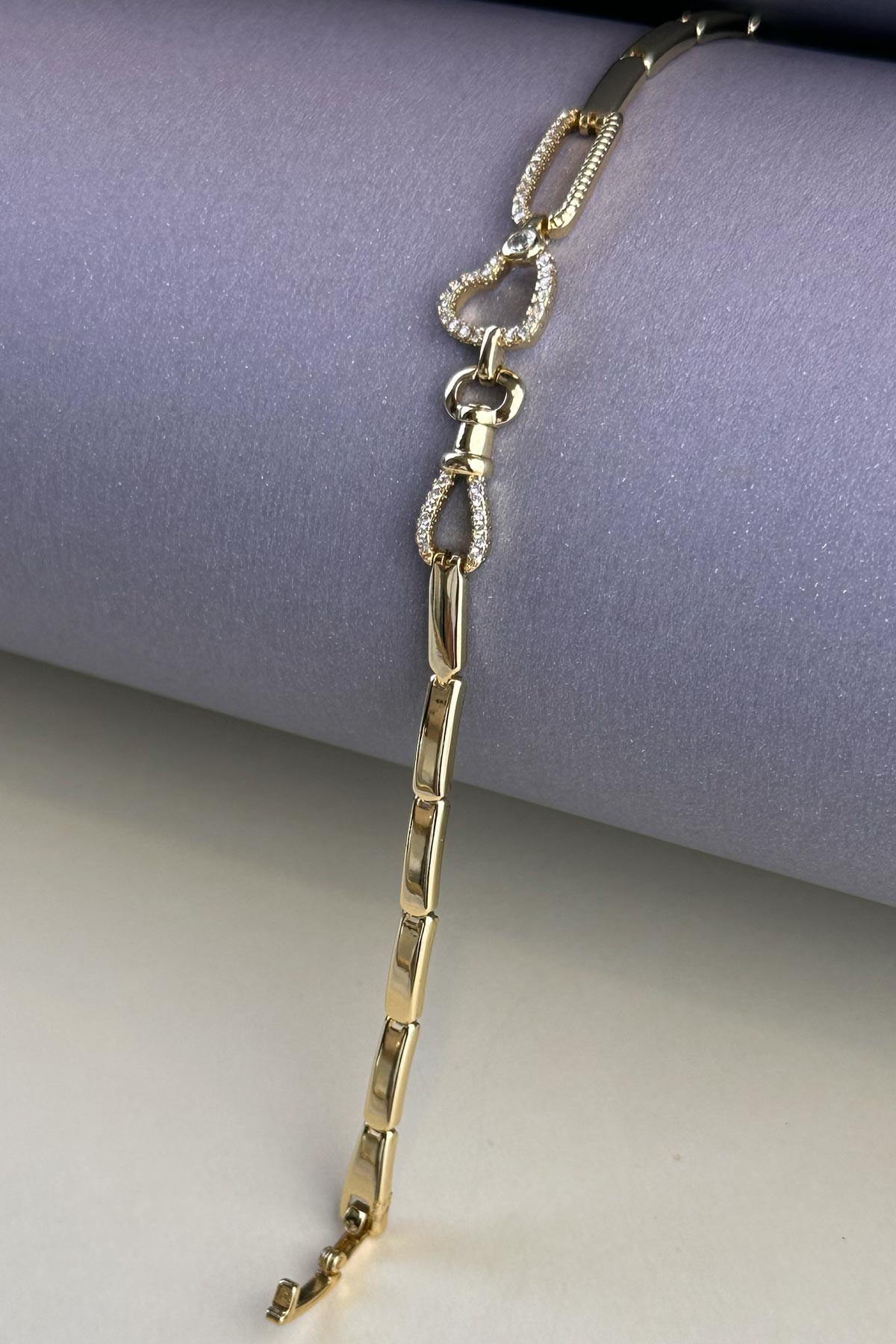 Tektaş Detay Gold Zirkon Kalp Luxury Bileklik ABL7155