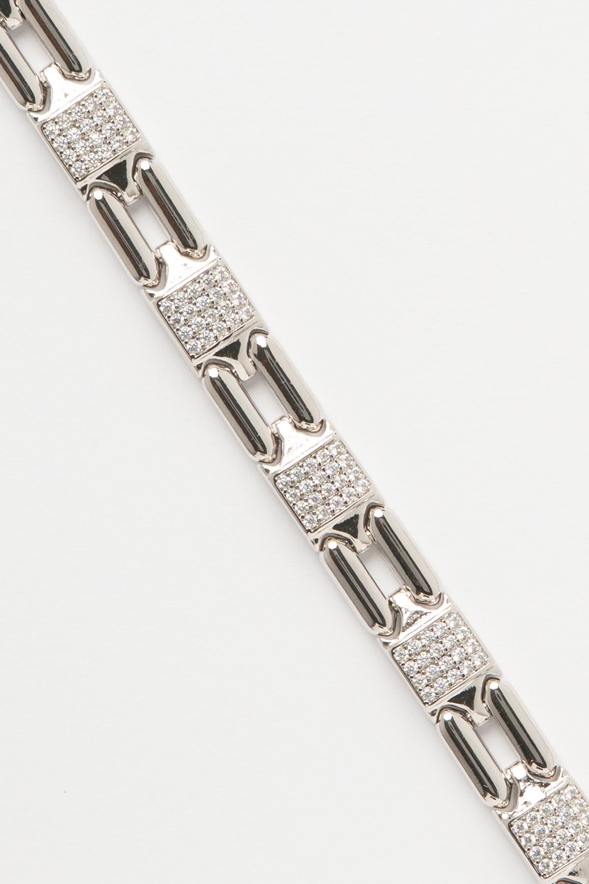 Silver Zirkon Detay Kare Form Bağlantılı Luxury Bileklik ABL7538