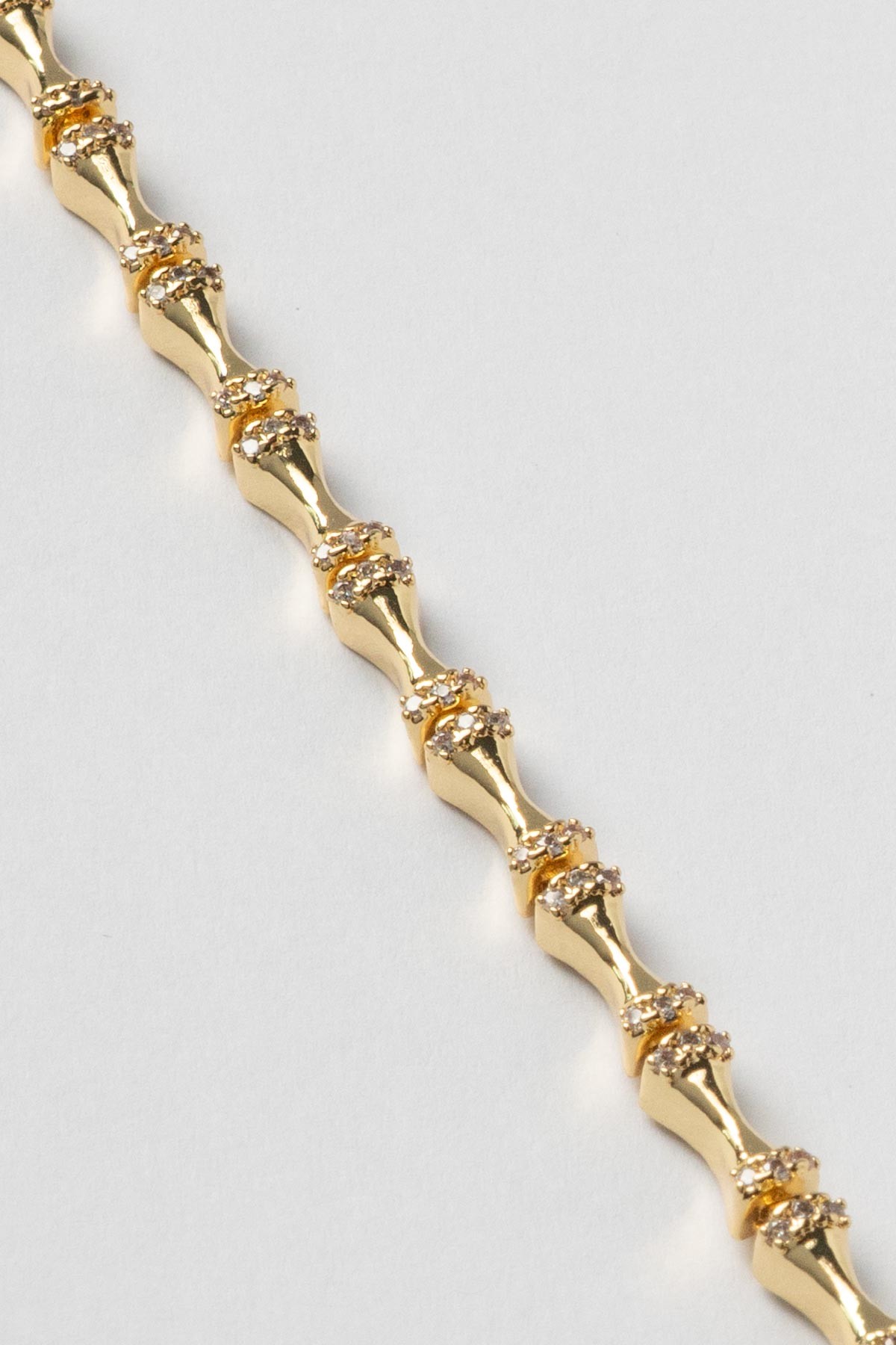 Gold 14K Zirkon Detay Kemik Tasarım Luxury Bileklik ABL7381