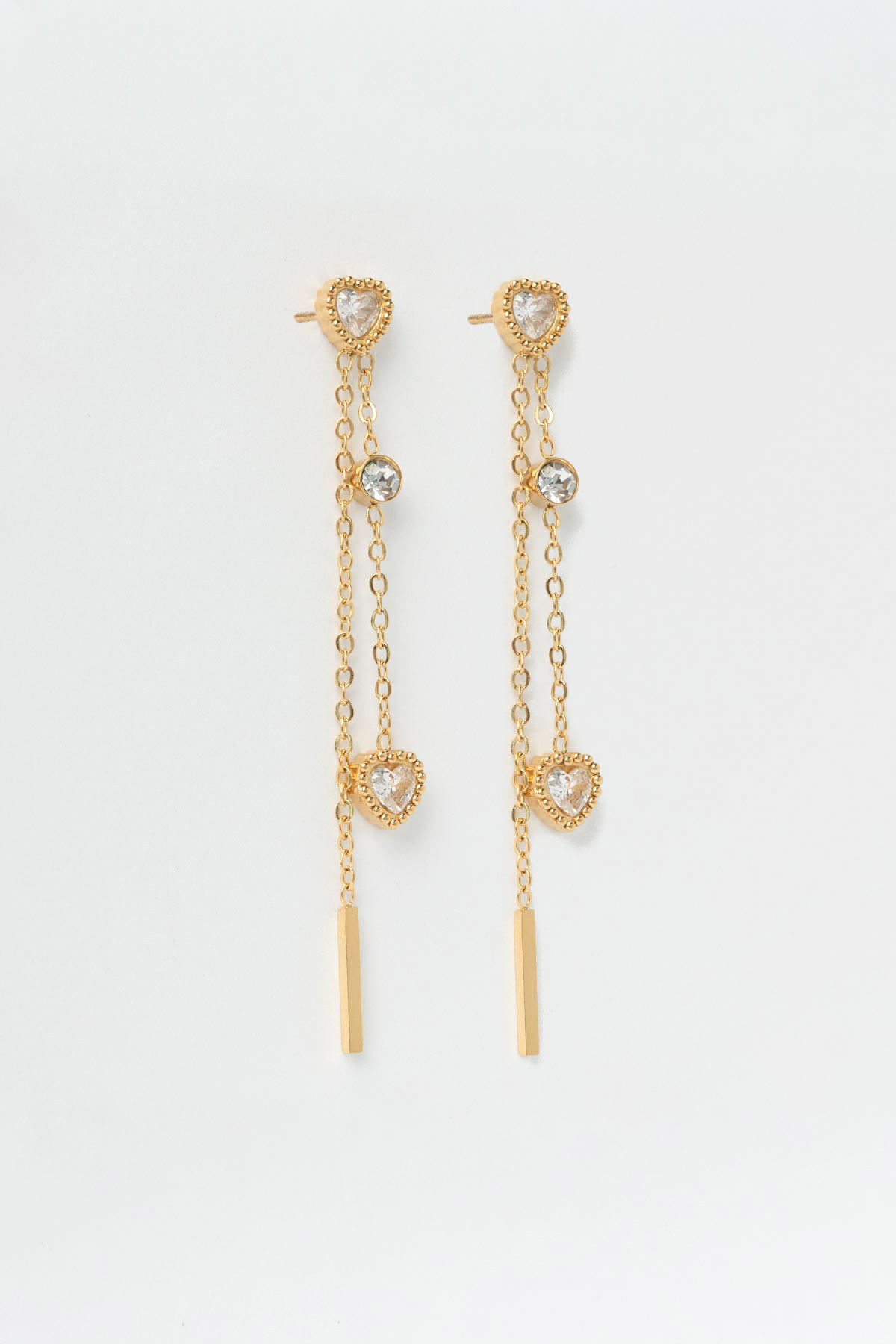 Gold Kristal Minimal Kalp Sallantılı Çelik Küpe AKE9268