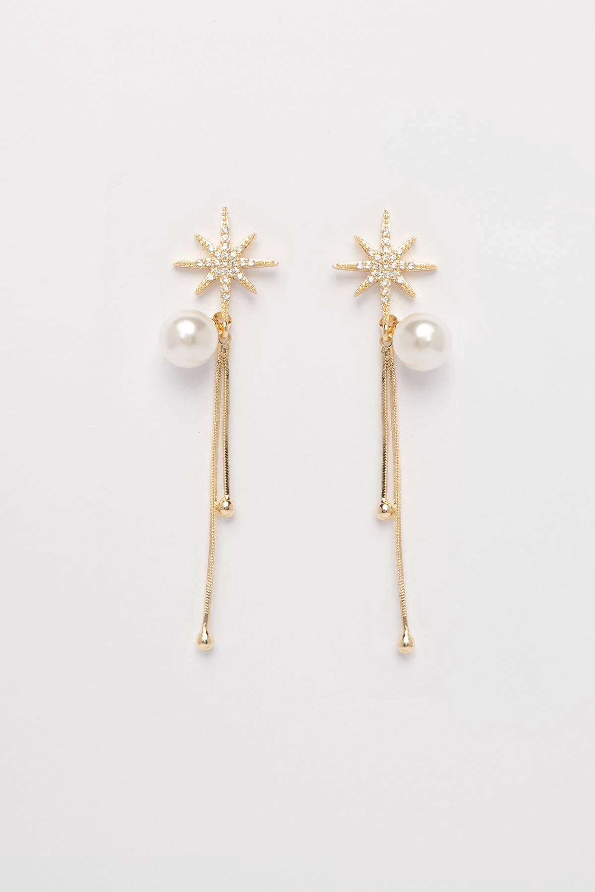 Gold Zirkon Taş Detay İnci Ve Slim Boru Zincir Sallantılı Glory Küpe AKE9406