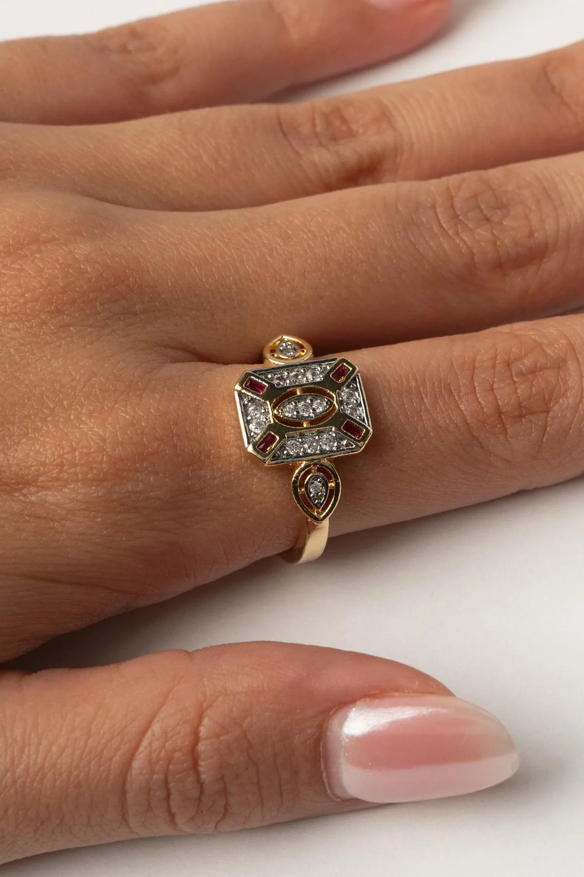 Gold Celineor Glory Yüzük AYZ8476