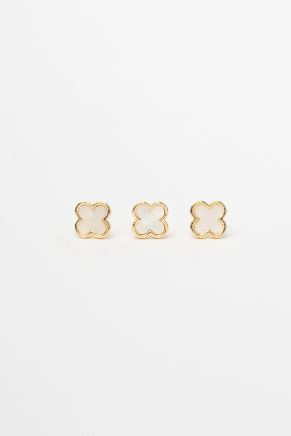 Gold 14K Beyaz Sedef Tasarım Minimal Dört Yaprak Yoncalar Çoklu Glory Küpe AKE9728