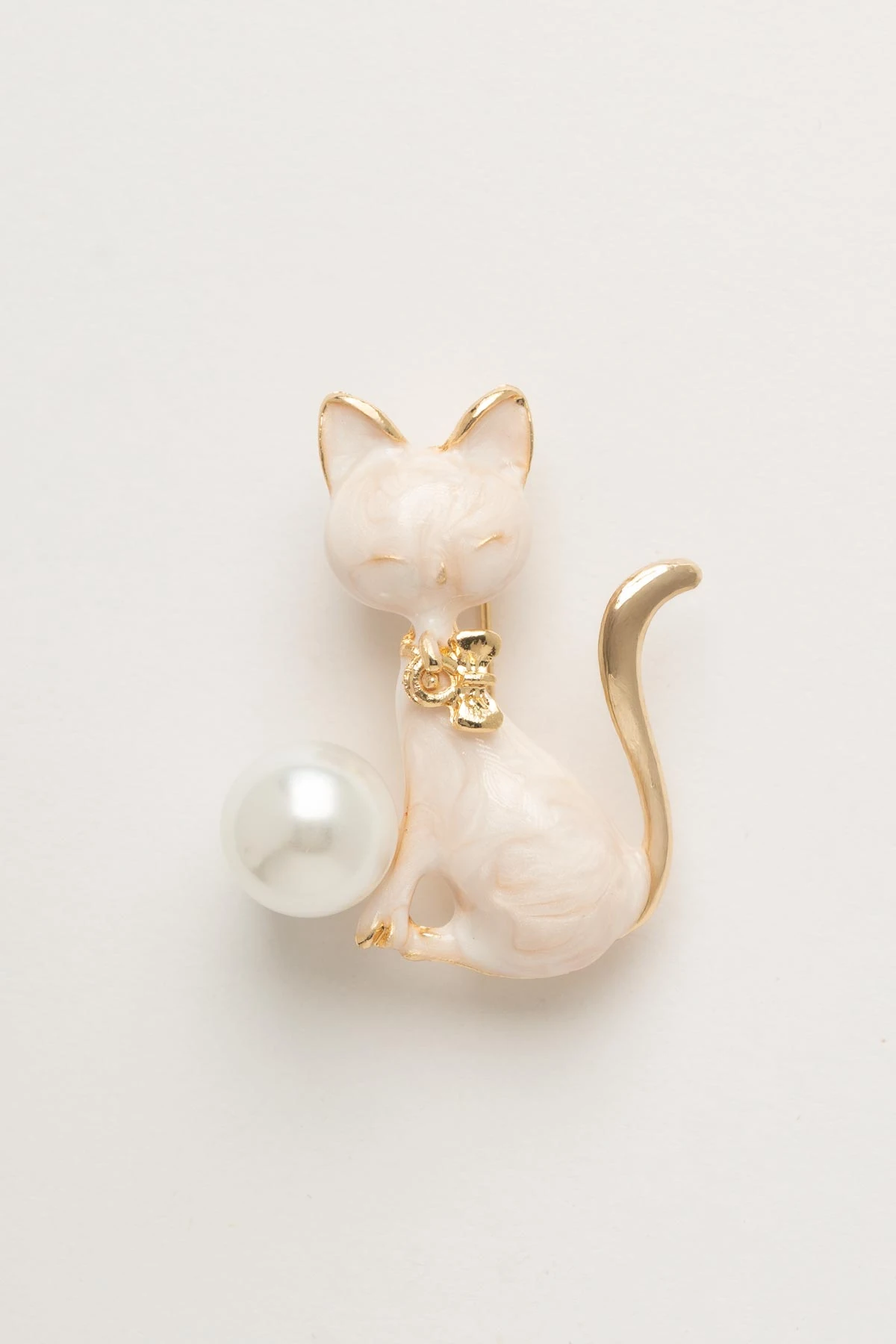 Pempe Kedi İnci Detay Yaka Broşu ABR9141