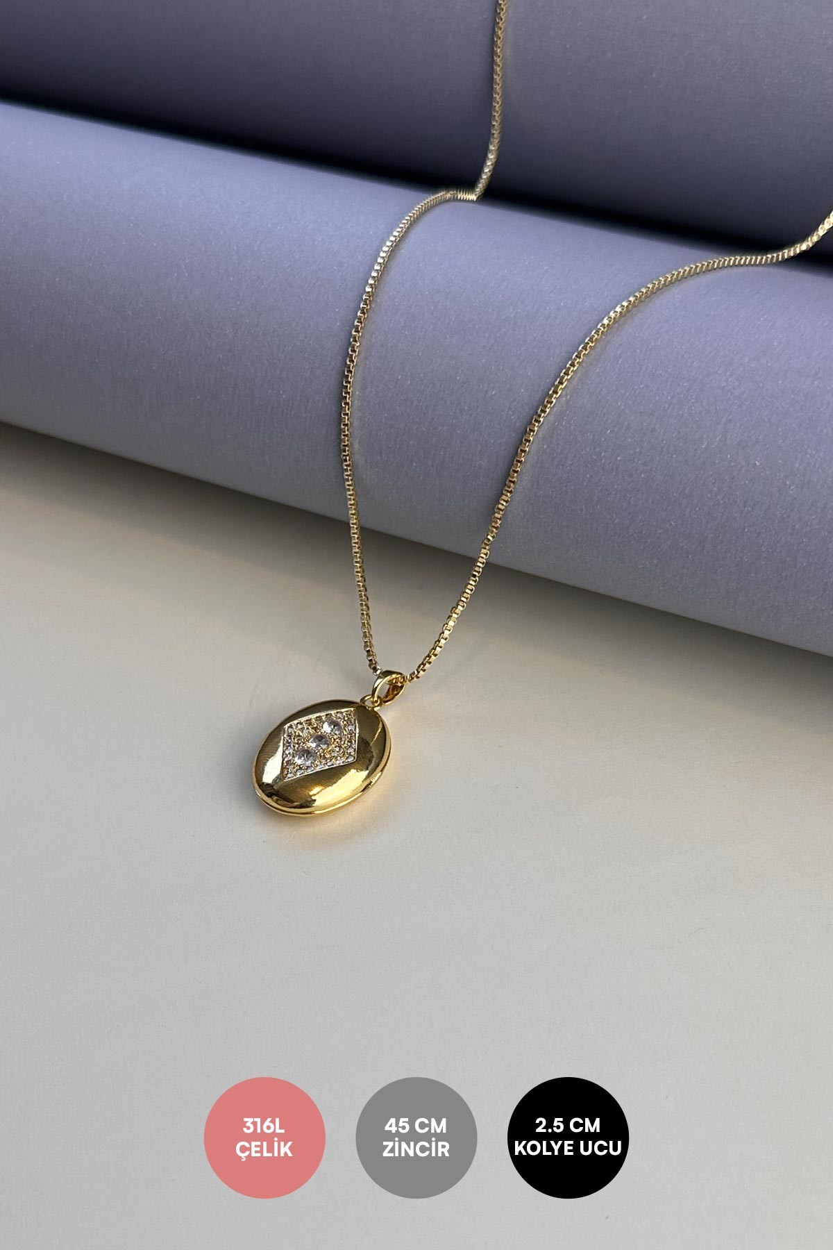Gold Açılabilir Dörtgen İçinde Zirkon ve Tektaş Detay Badem Tasarım Çelik Kolye 45 cm AKL3826