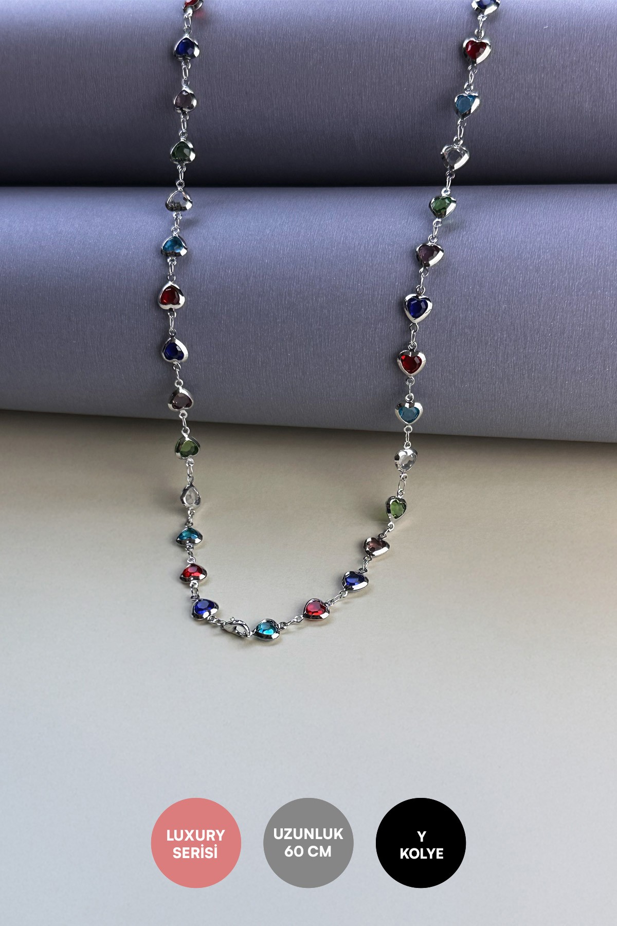 Silver Renkli Minimal Kalpler Sıralı Y Tasarım Luxury Kolye AKL3975