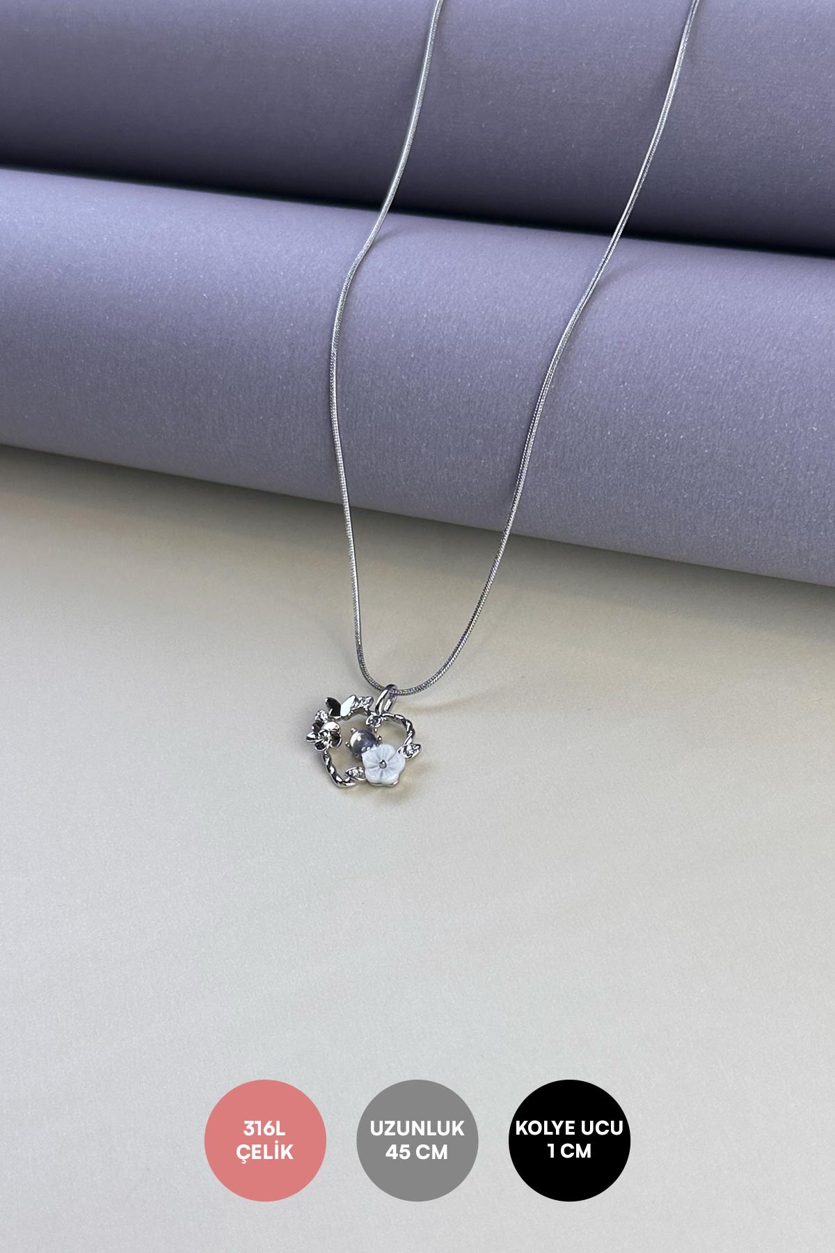 Silver Minimal Boru Zincir Renkli Kristal Topçuklu Akrilik Ve Zirkon Çiçekler Detay Kalp Tasarım Çelik Kolye 45 cm AKL3931