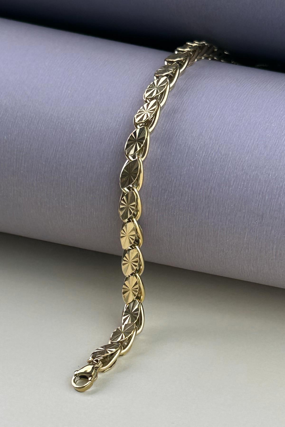 Gold Lazer Kesim Detay Arpa Zincir Çelik Bileklik ABL6707