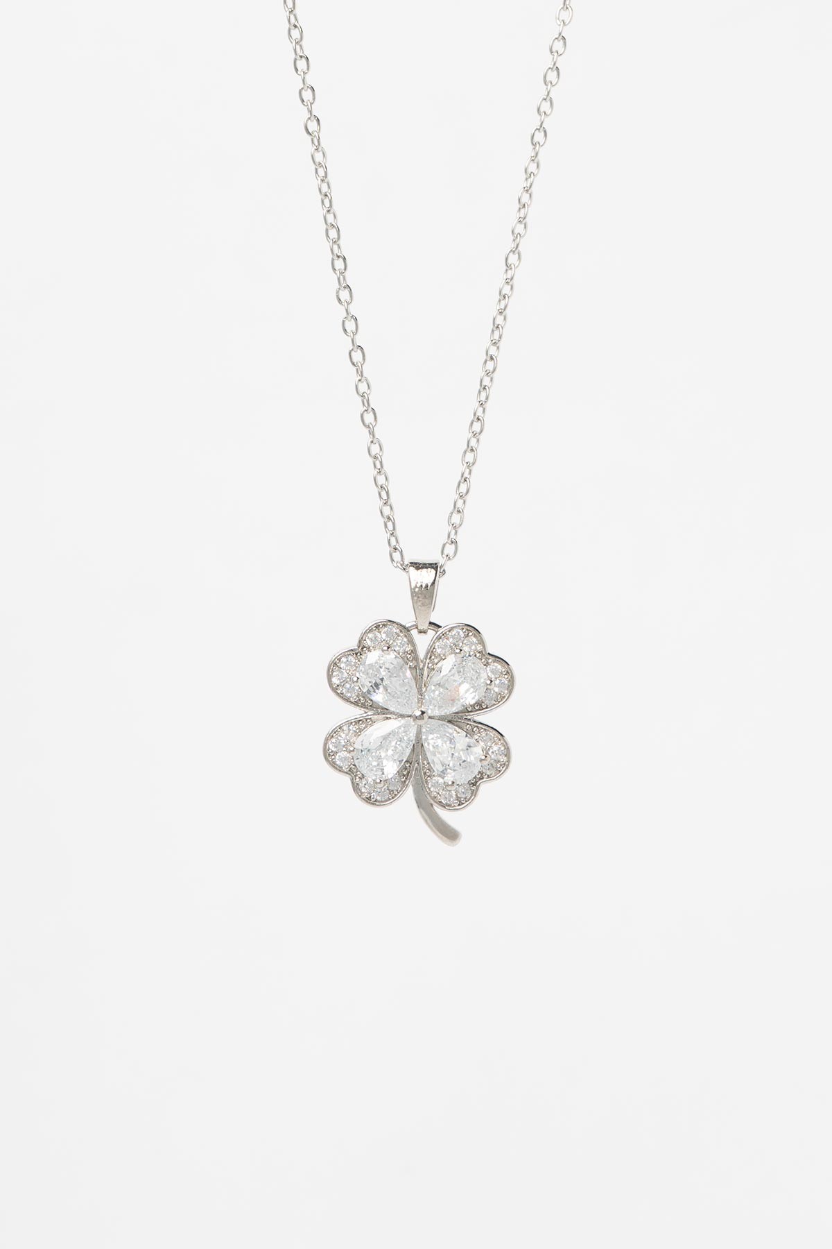 Silver Minimal Zincir Zirkon Ve Tektaş Detay Yonca Sallantılı Çelik Kolye 45 cm AKL4089