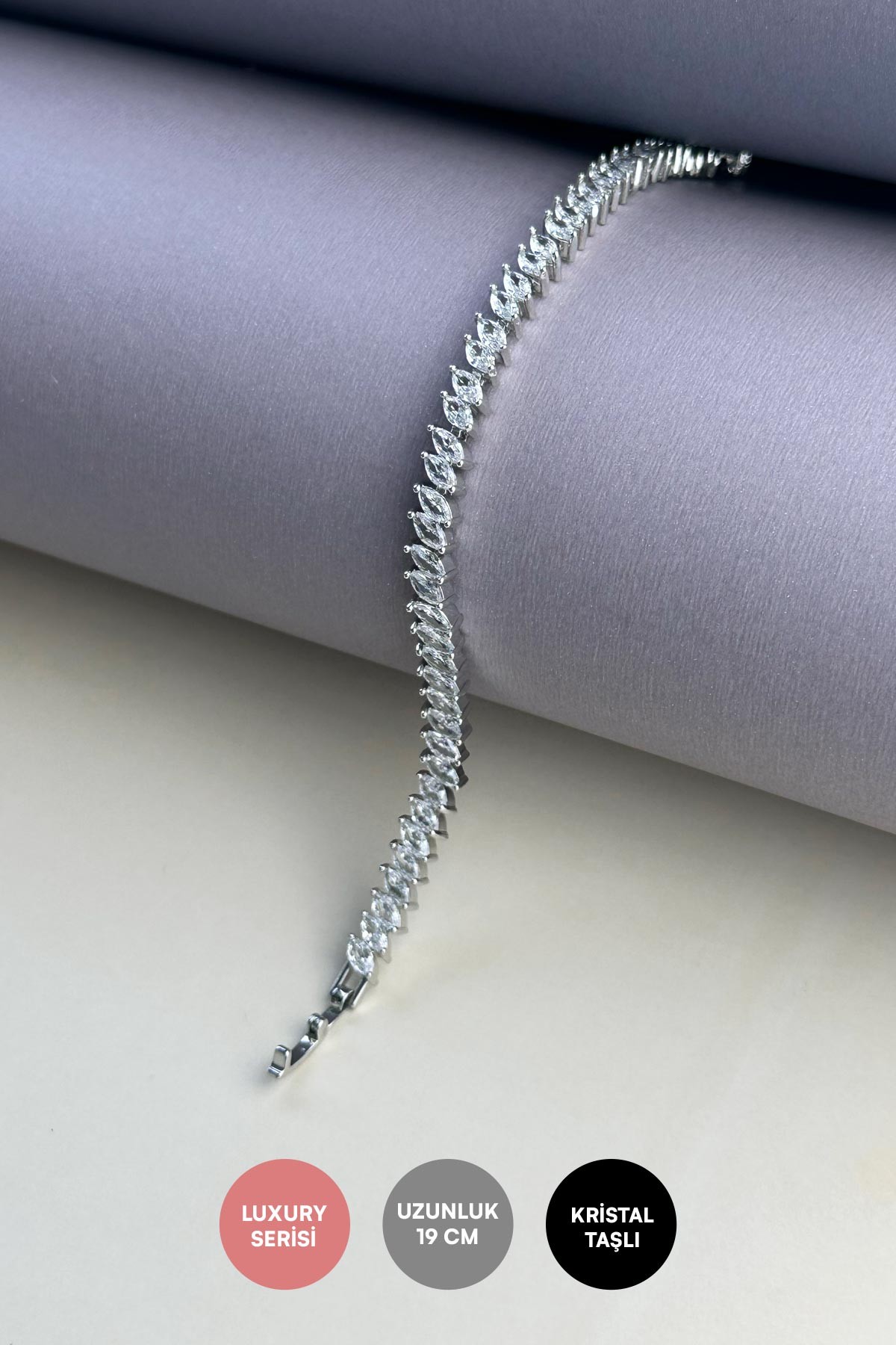 Silver Kristal Zümrüt Dalı Sıralı Bileklik ABL7302