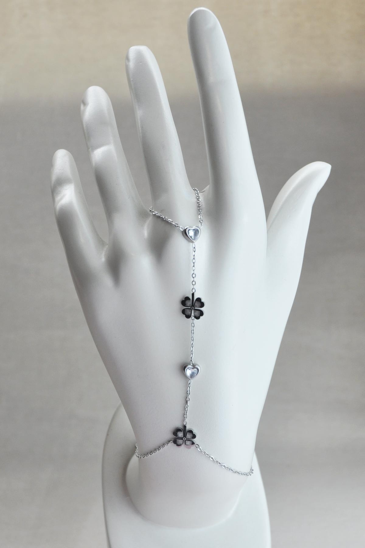 Kristal Taşlı Kalp Detay Silver Yonca Çelik Şahmeran ASH1123
