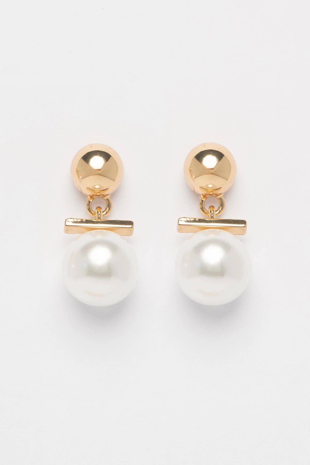 Gold İnci Top Sallantılı Stefany Küpe AKE9575