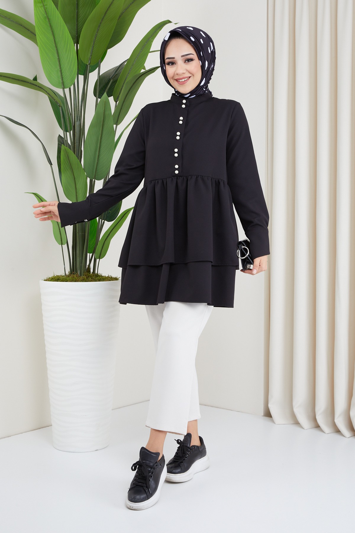 Inci Işleme Detaylı Volanlı Tunik - BLACK