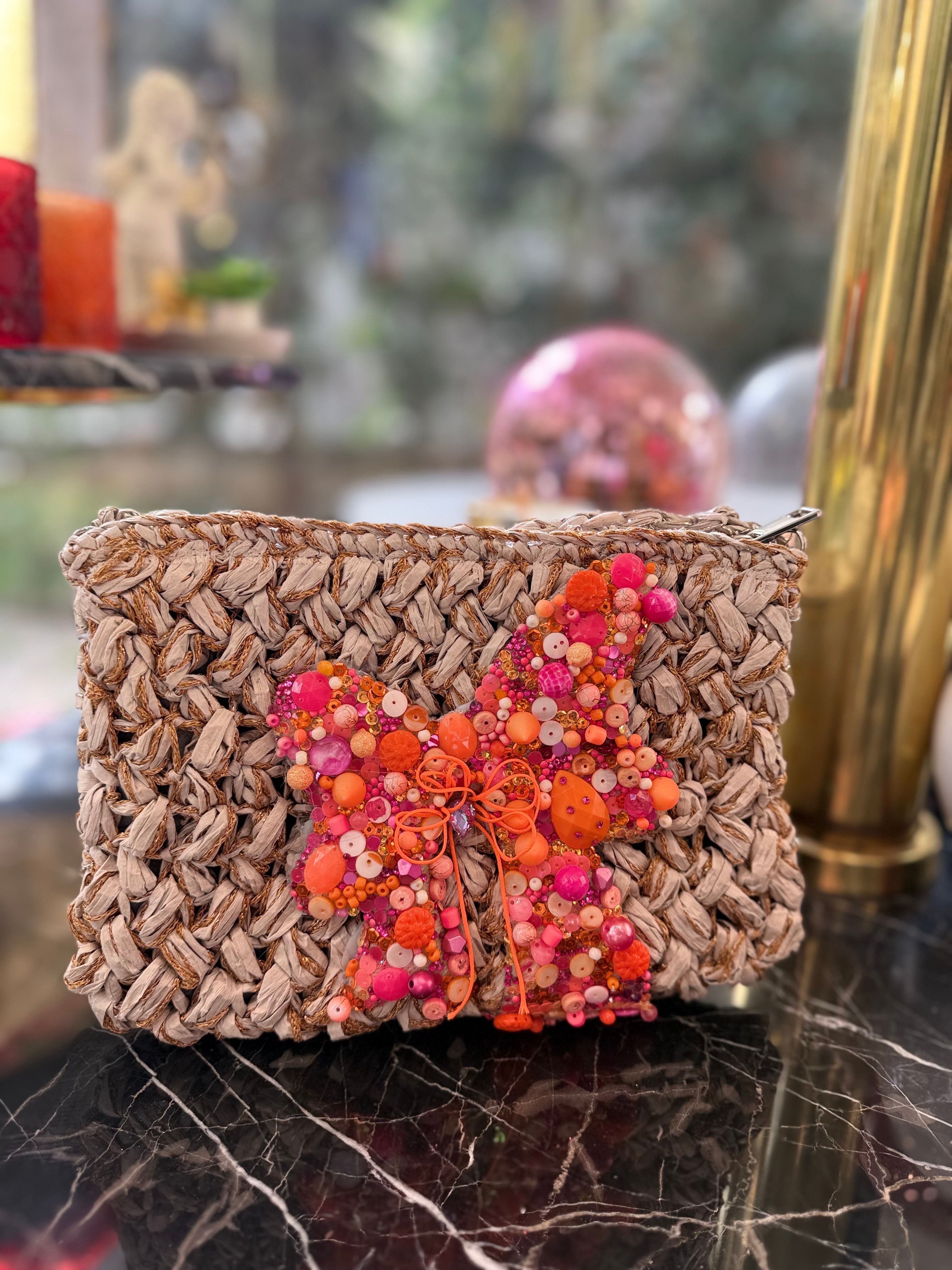 Özel Tasarım Boncuklu Kelebek Detaylı Clutch