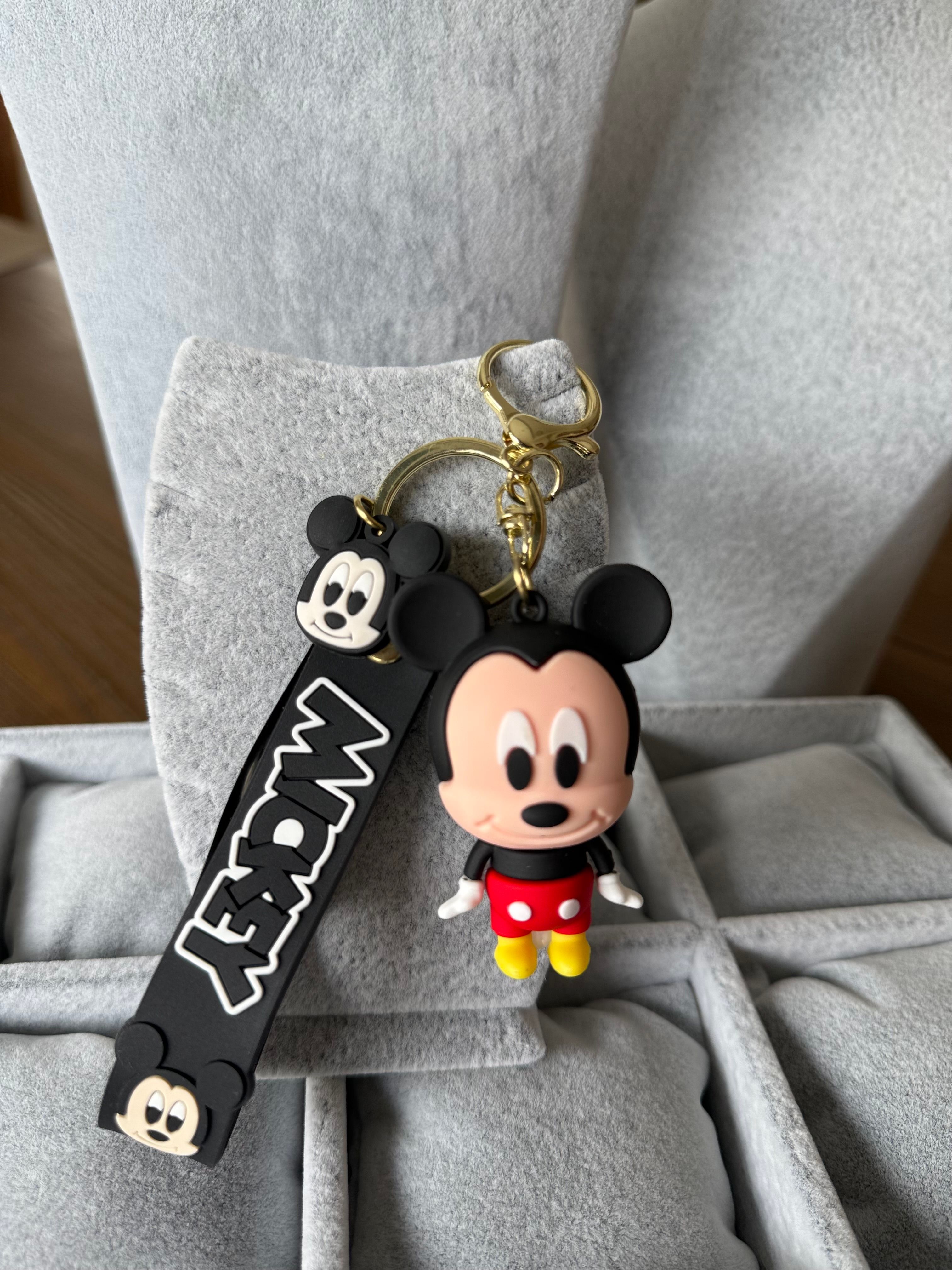 Mickey Detaylı Çanta Charm Seti