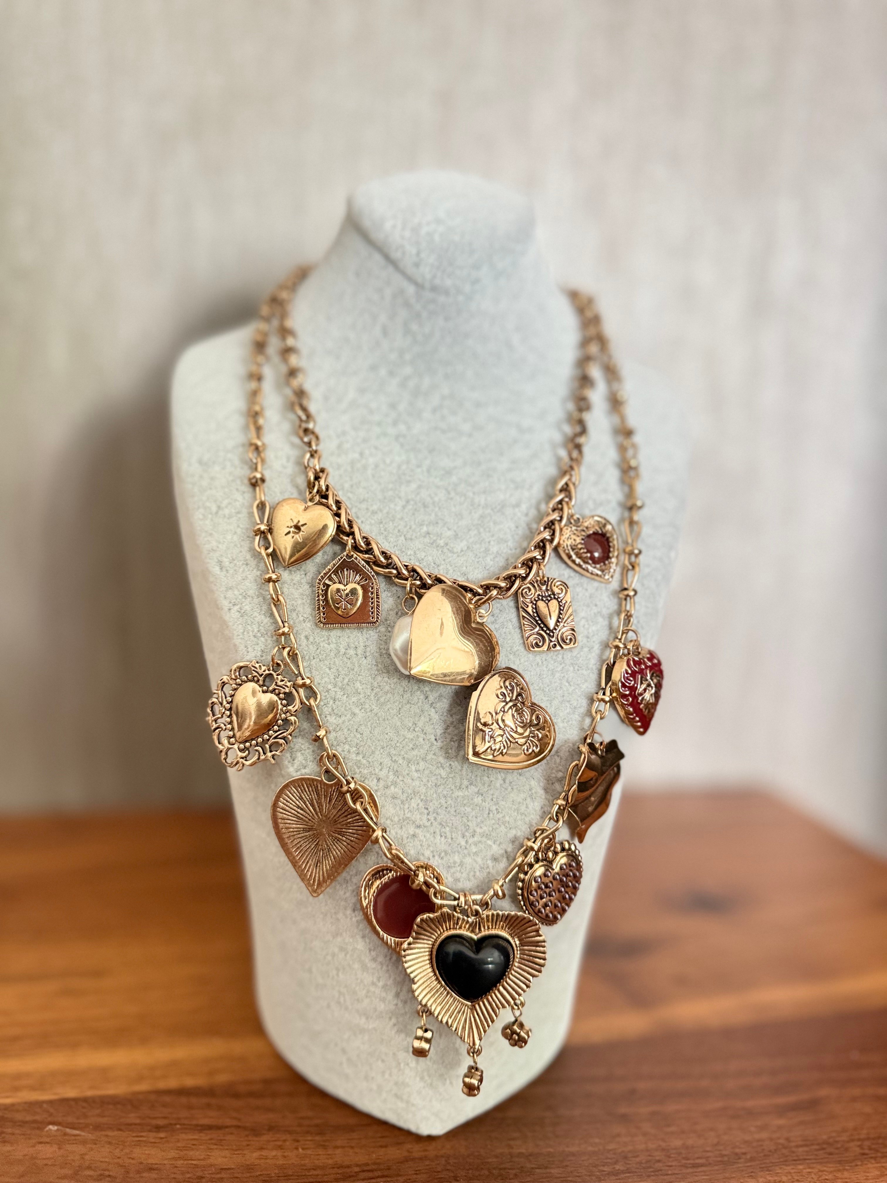 Kalpli Charm Detaylı Gold 2'li Kolye Seti