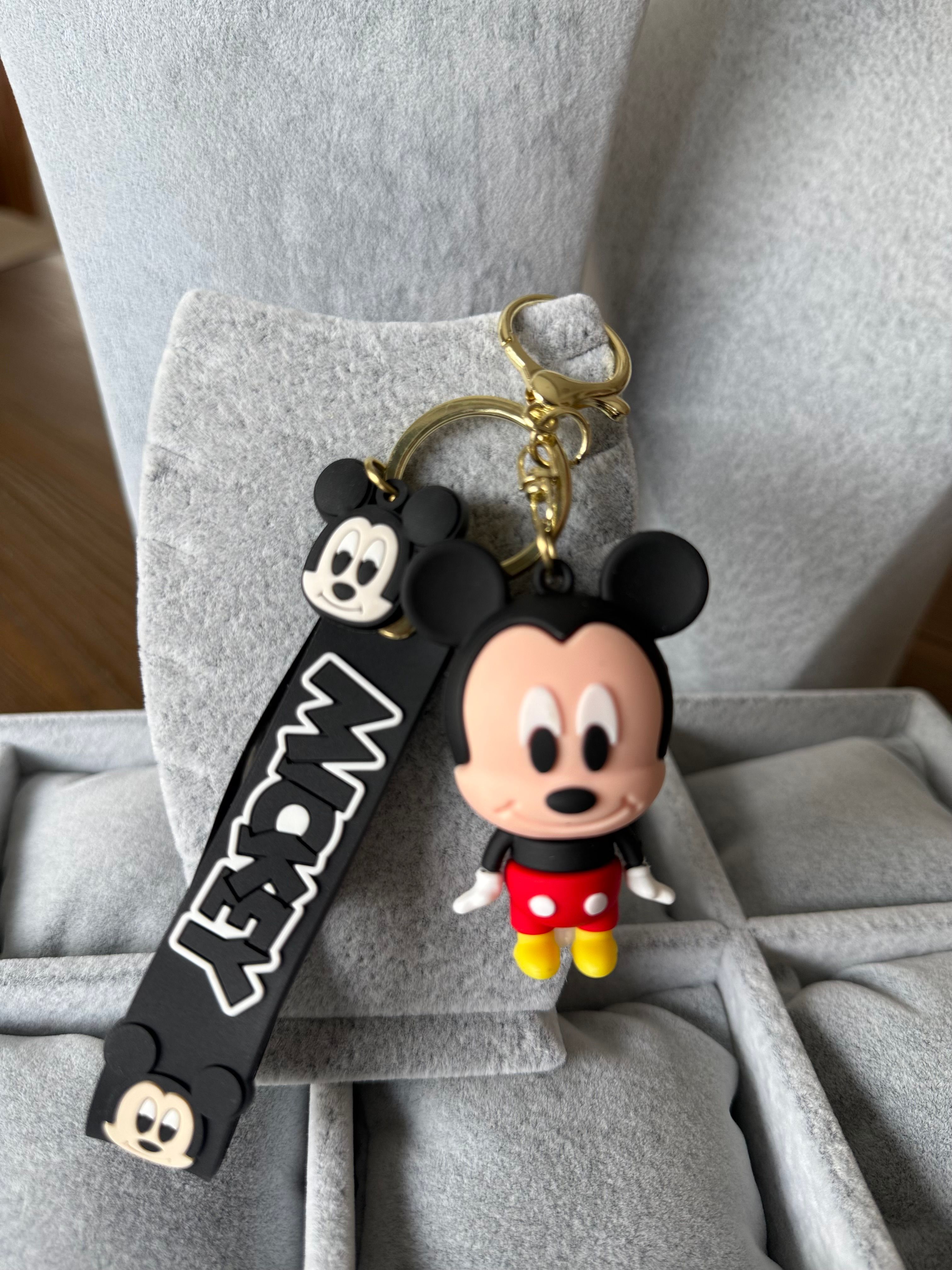 Mickey Detaylı Çanta Charm Seti