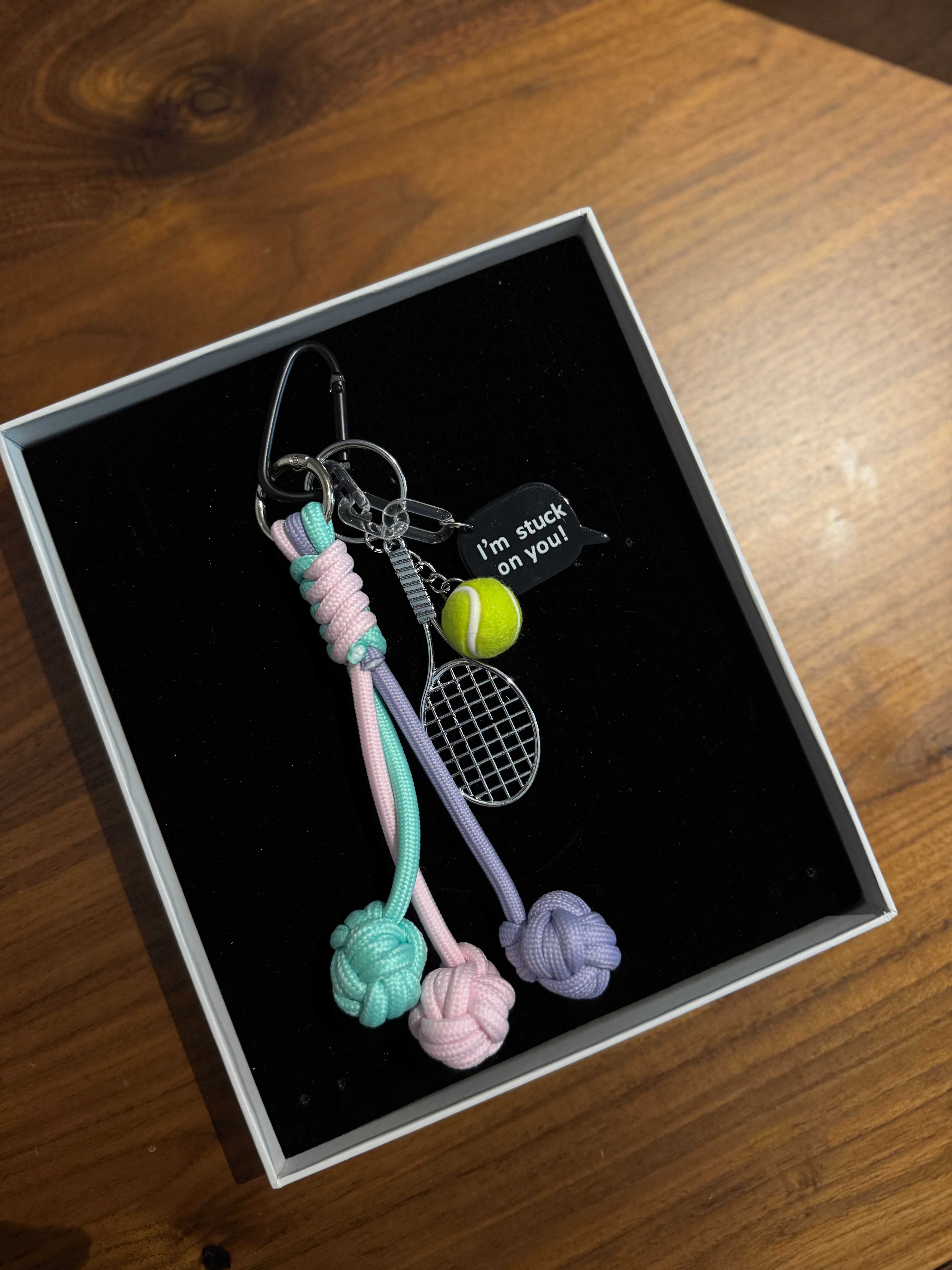 Tenis Raketi ve Top Detaylı Çok Renkli Çanta Charm