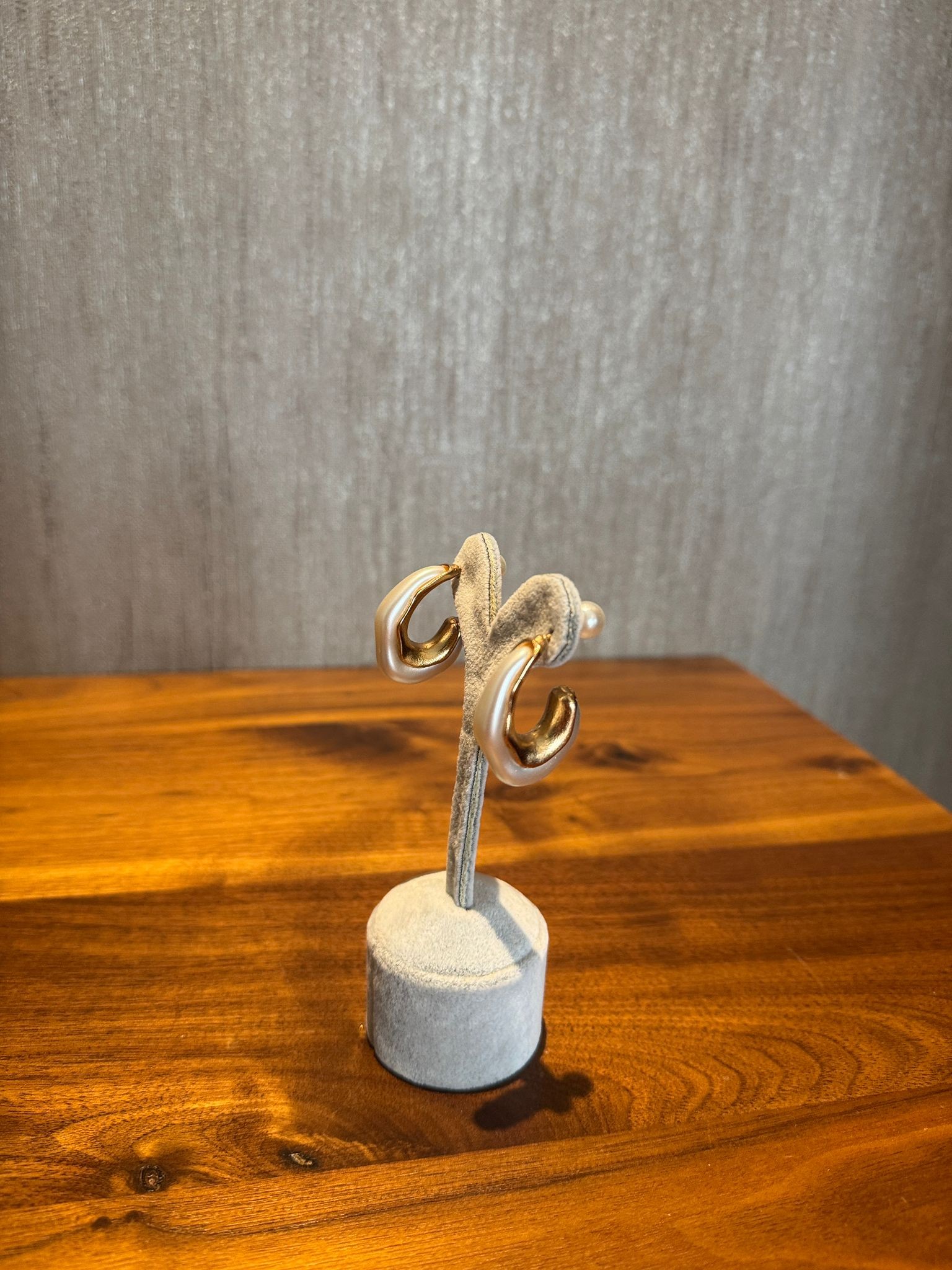 İnci Detaylı Gold Halka Küpe